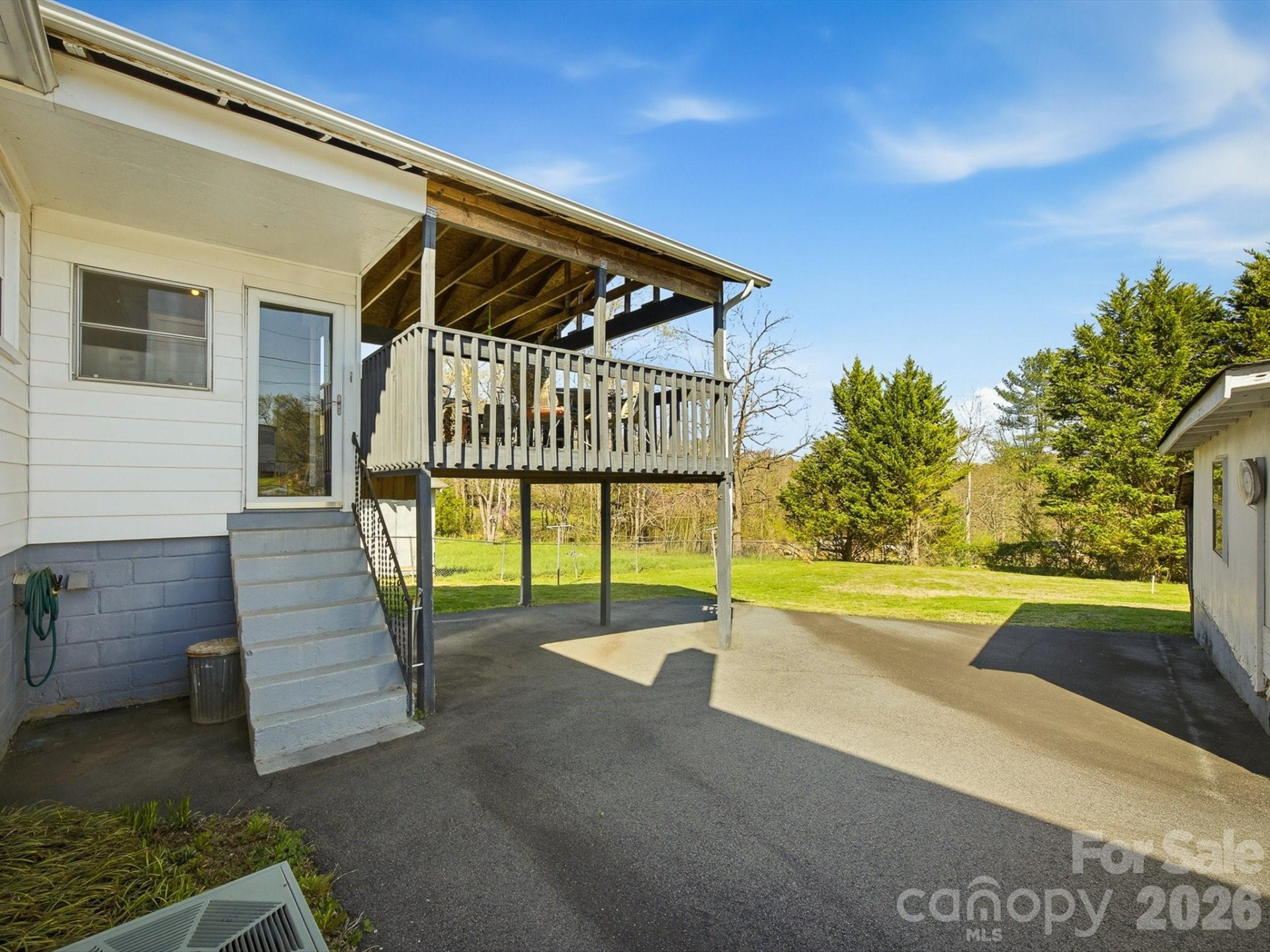 3560 Hartland Road - Photo 6