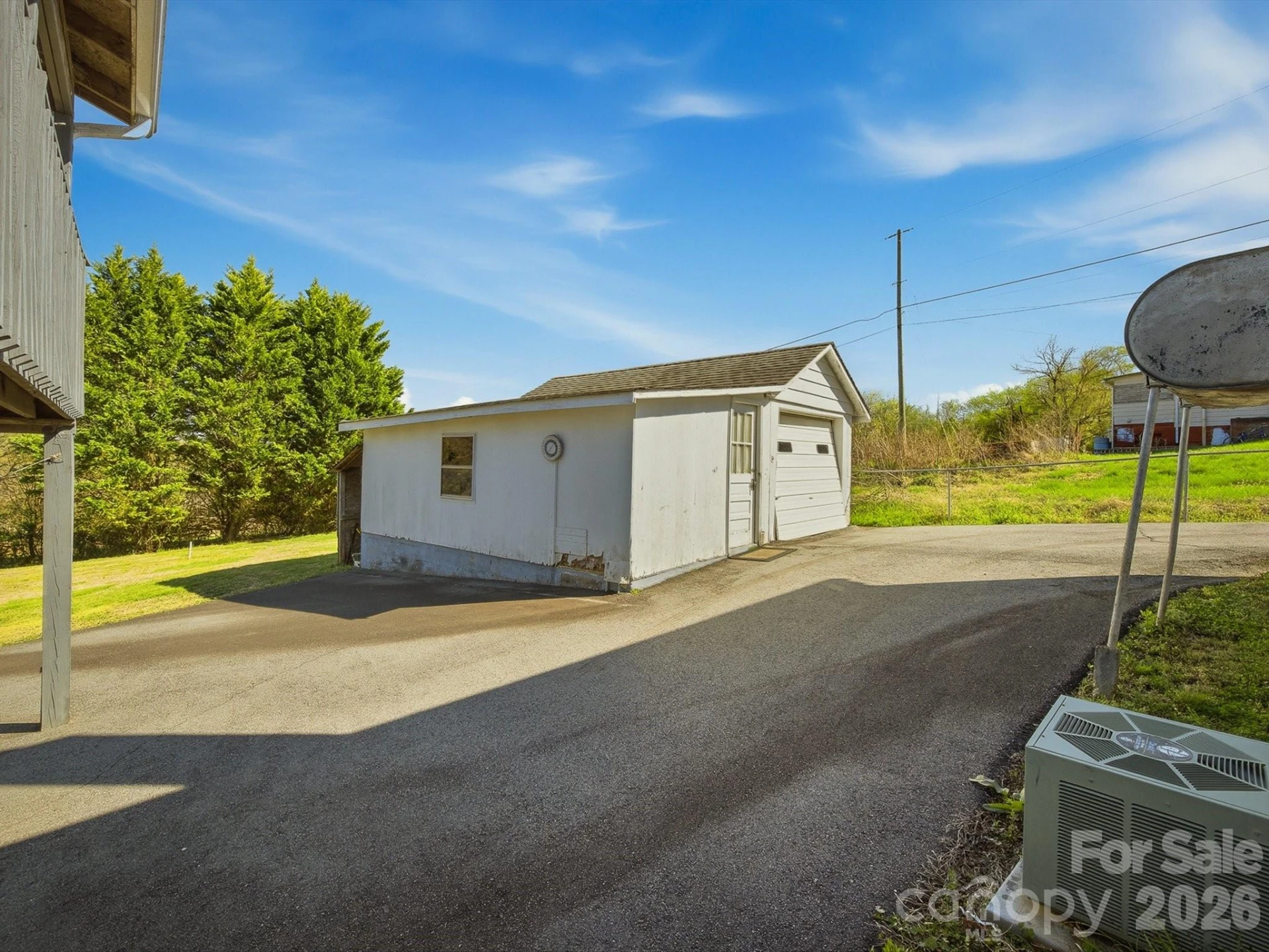 3560 Hartland Road - Photo 10