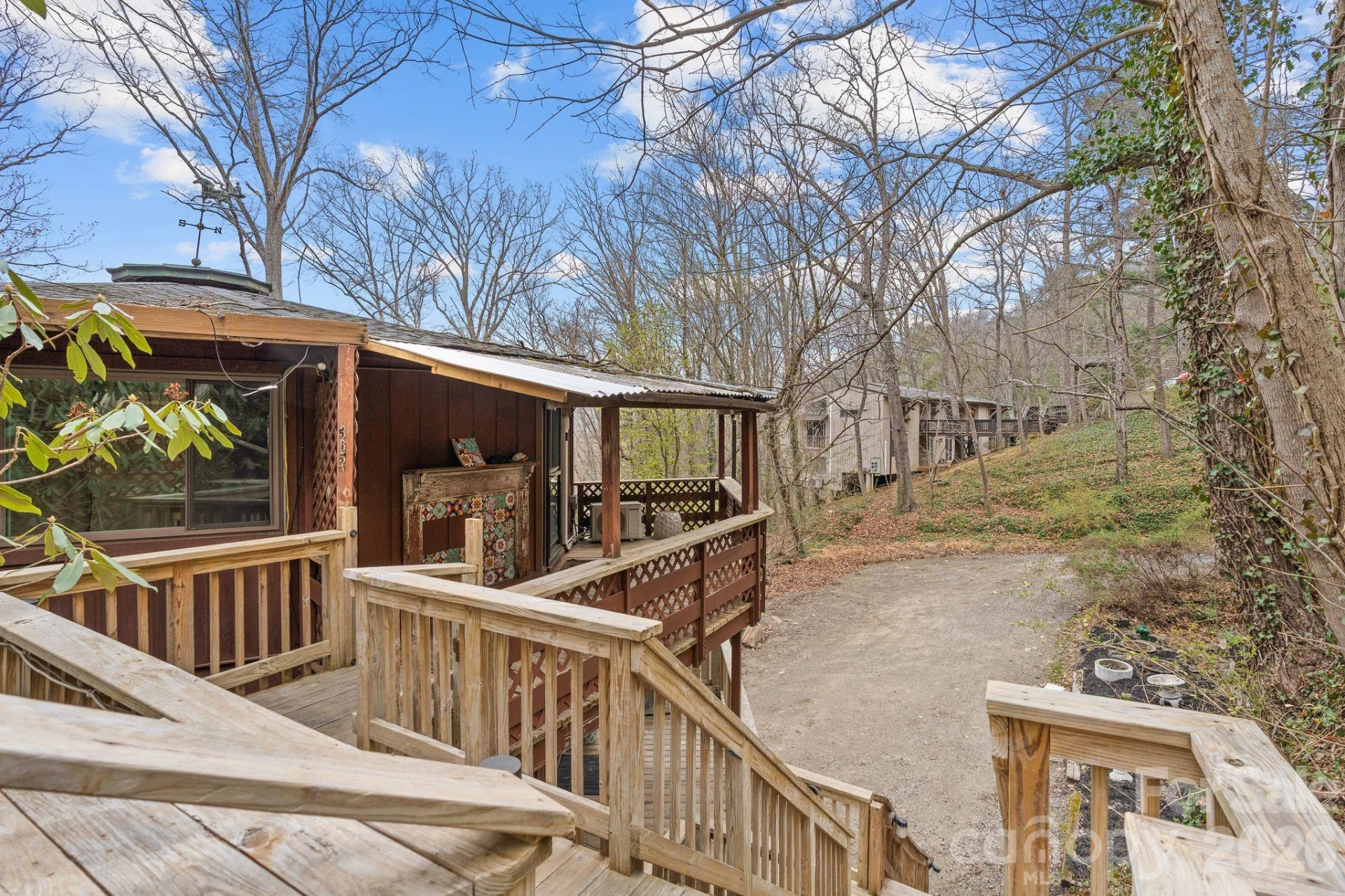 355 Sunset Drive - Photo 33