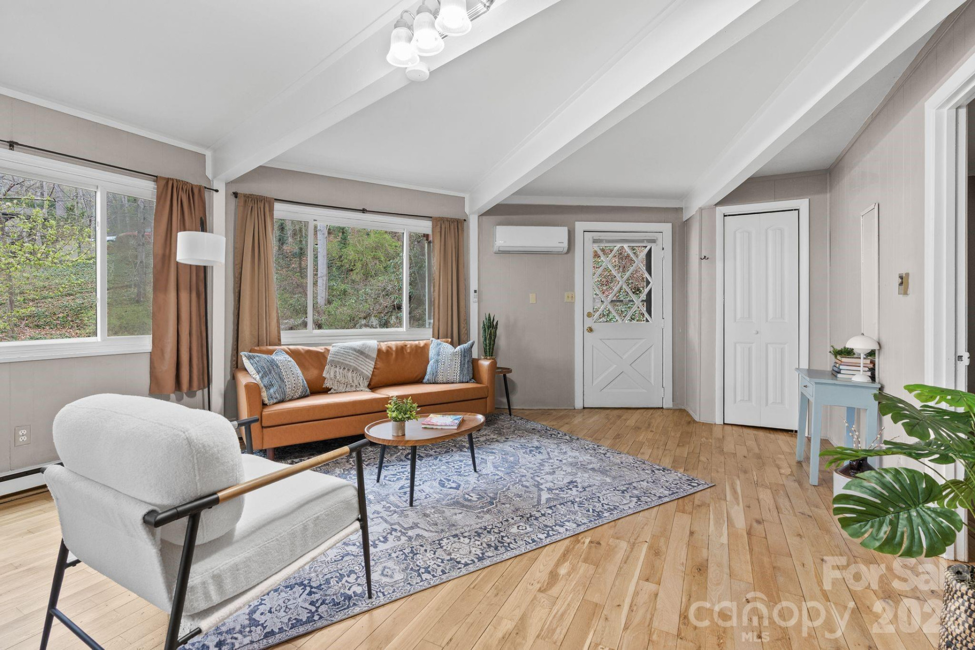 355 Sunset Drive - Photo 9