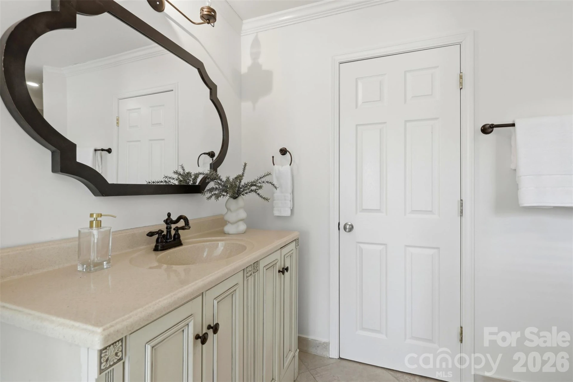 6017 Caroline Drive - Photo 14