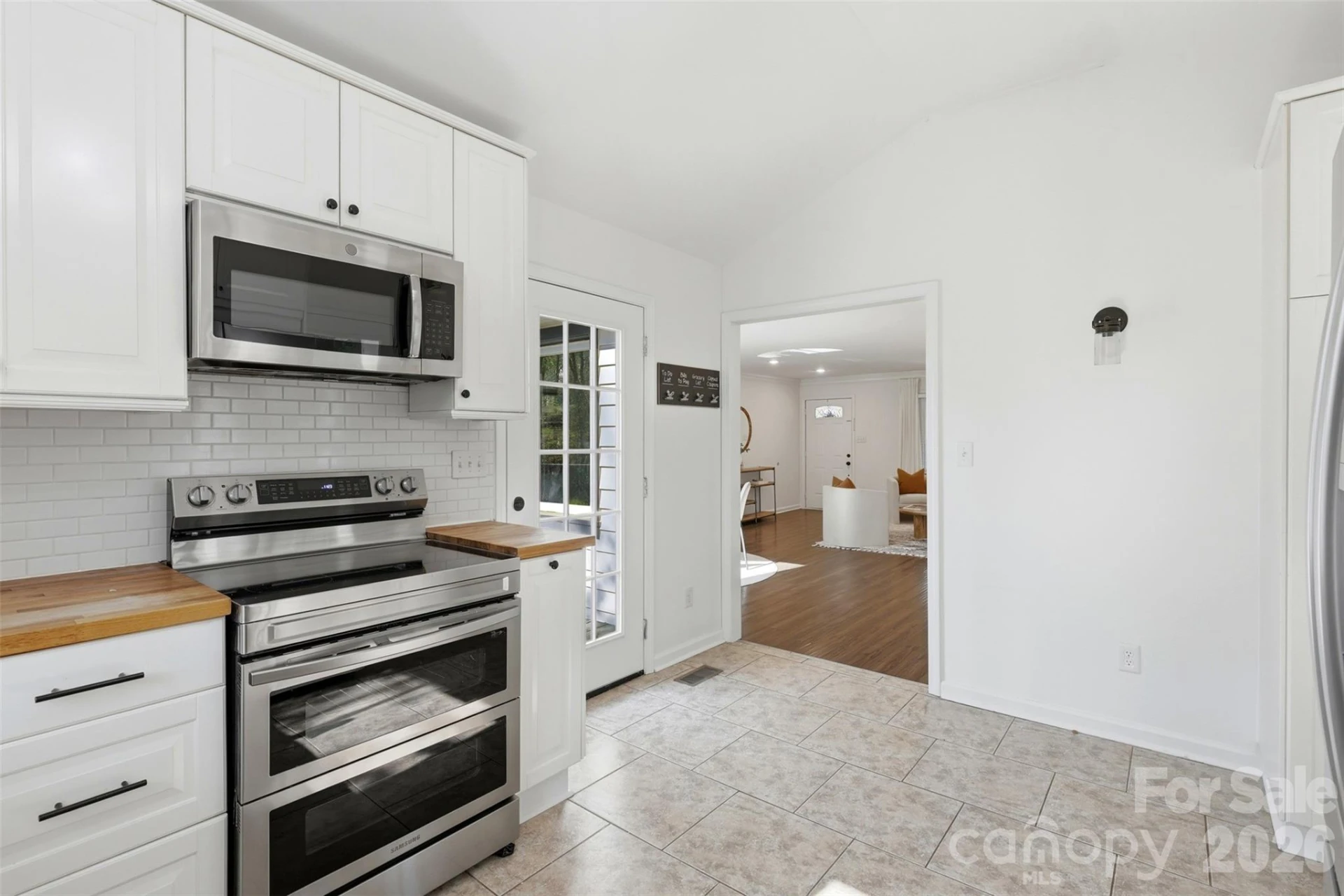6017 Caroline Drive - Photo 10