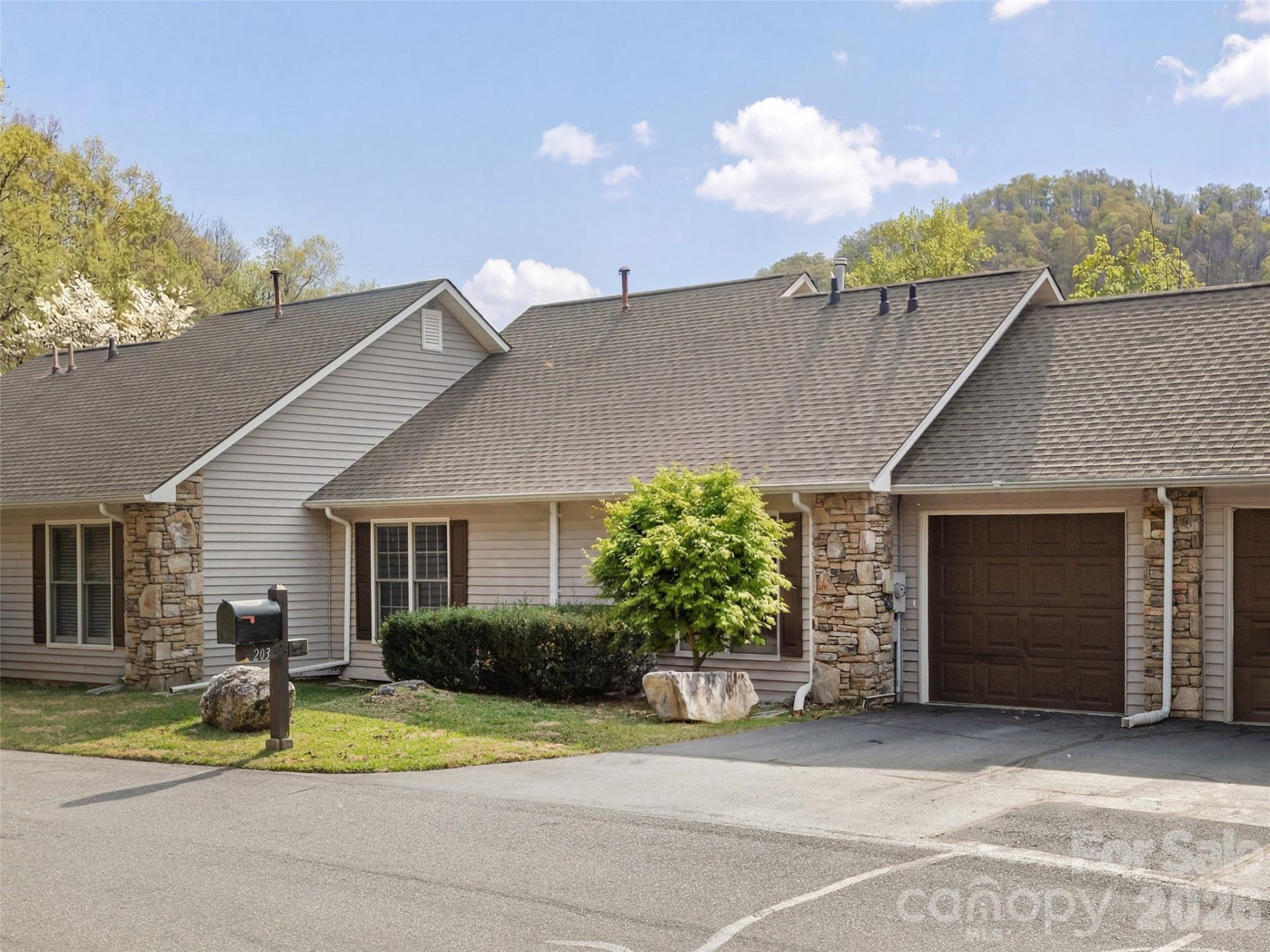 203 Rocky Mountain Way - Photo 29