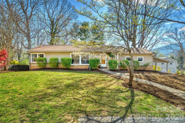 316 Wilson Avenue, Swannanoa, NC, 28778