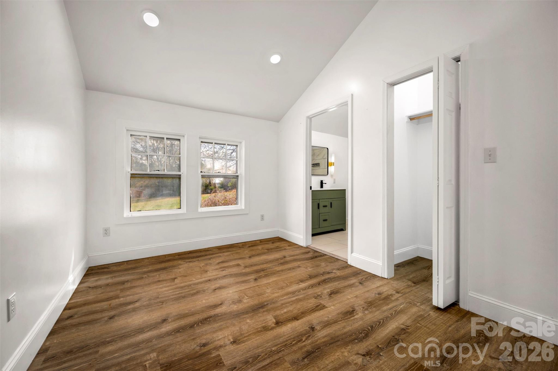 162 Miller Street - Photo 11