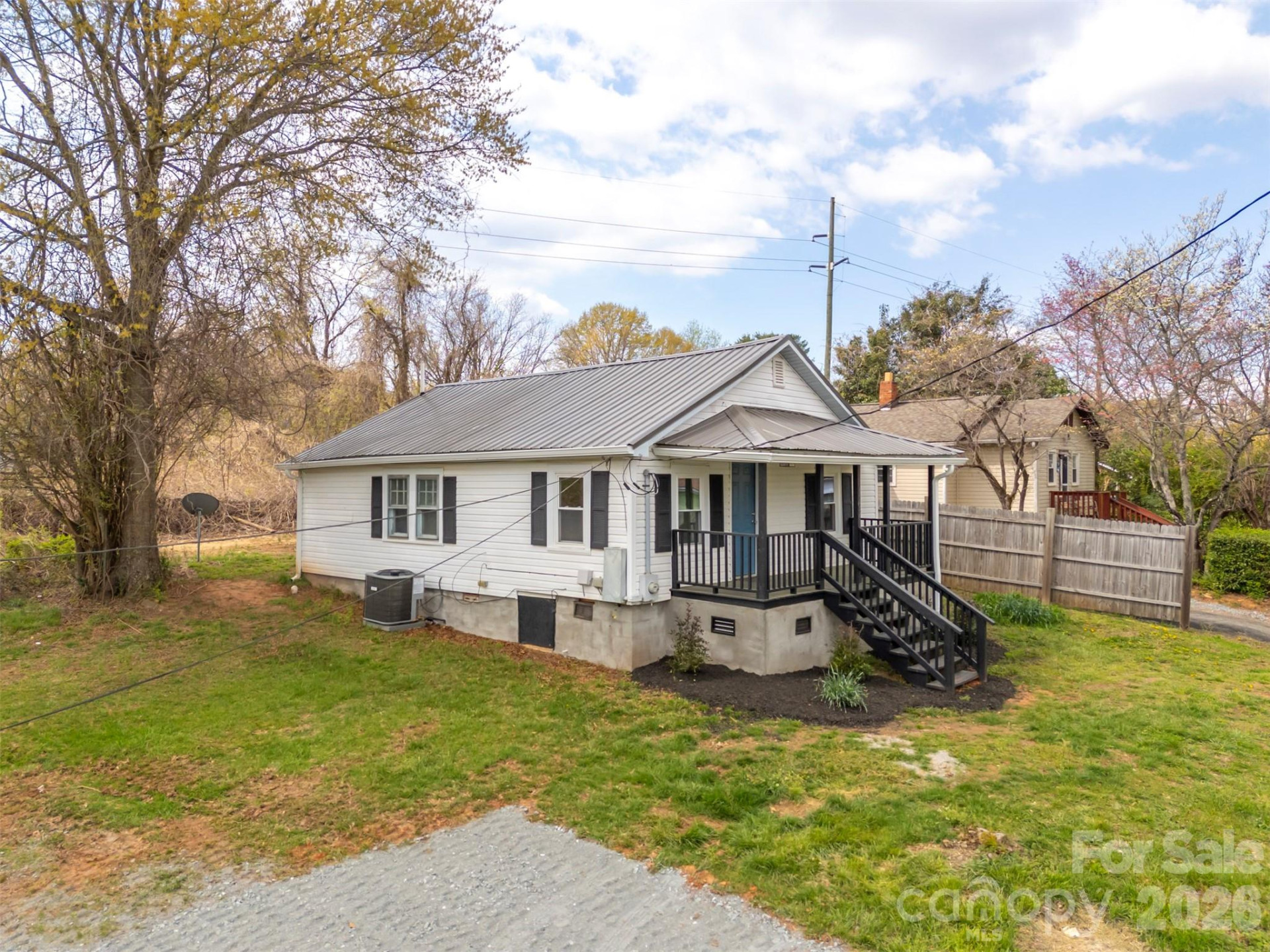 162 Miller Street - Photo 22