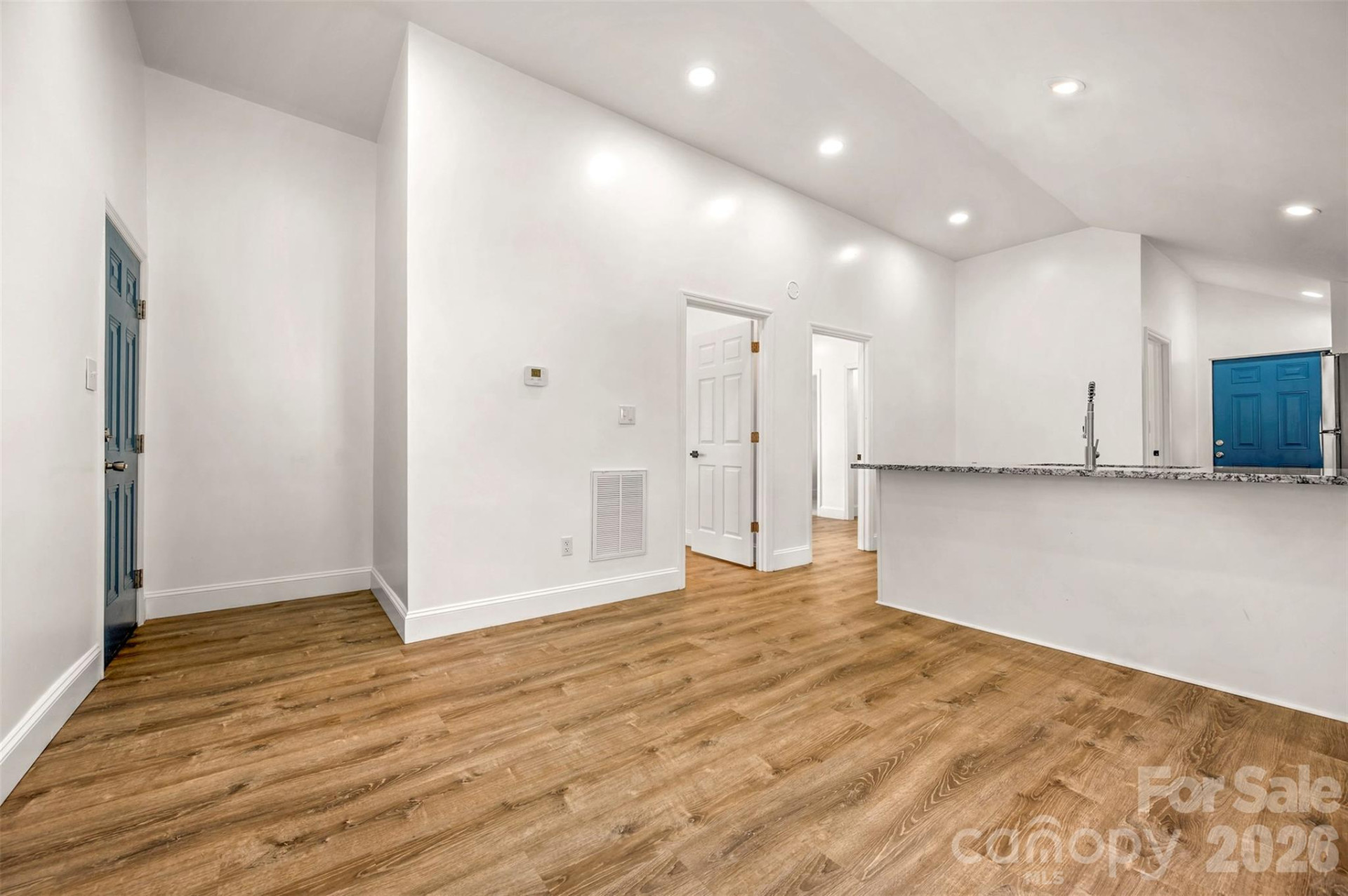 162 Miller Street - Photo 4