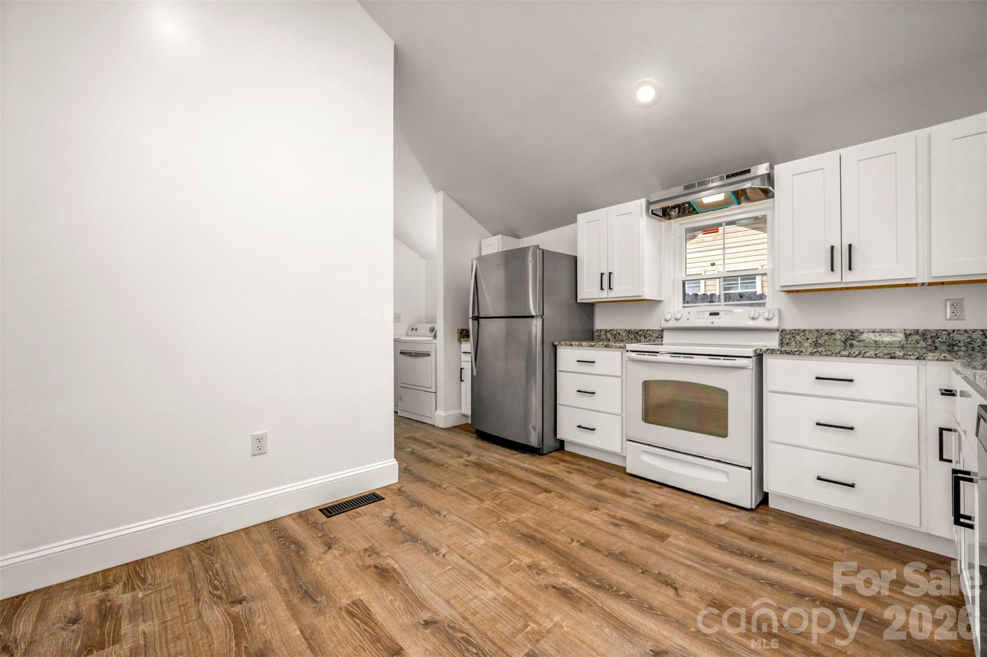 162 Miller Street - Photo 9