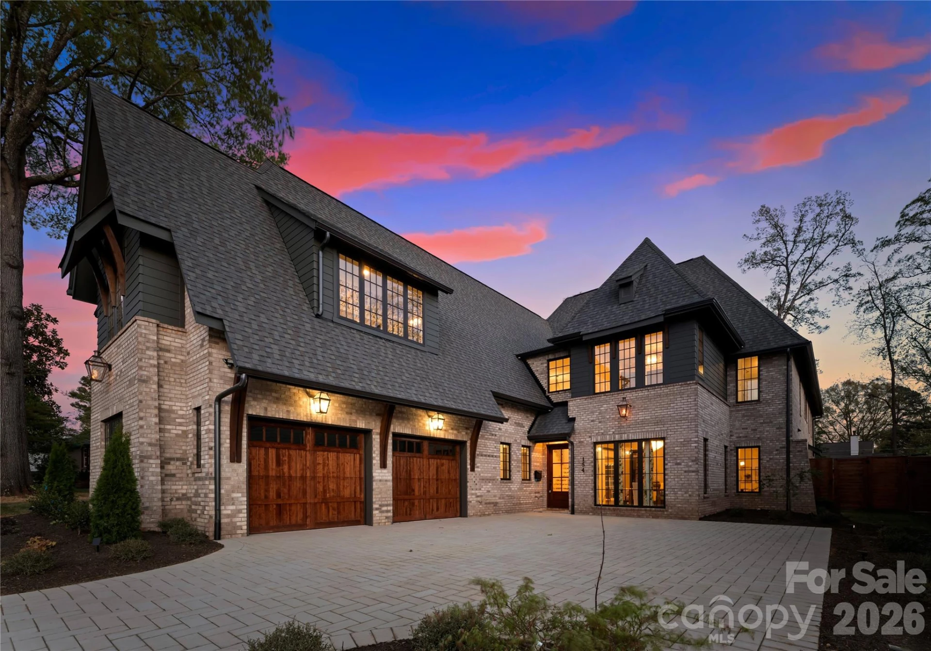 154 Canterbury Road - Photo 2