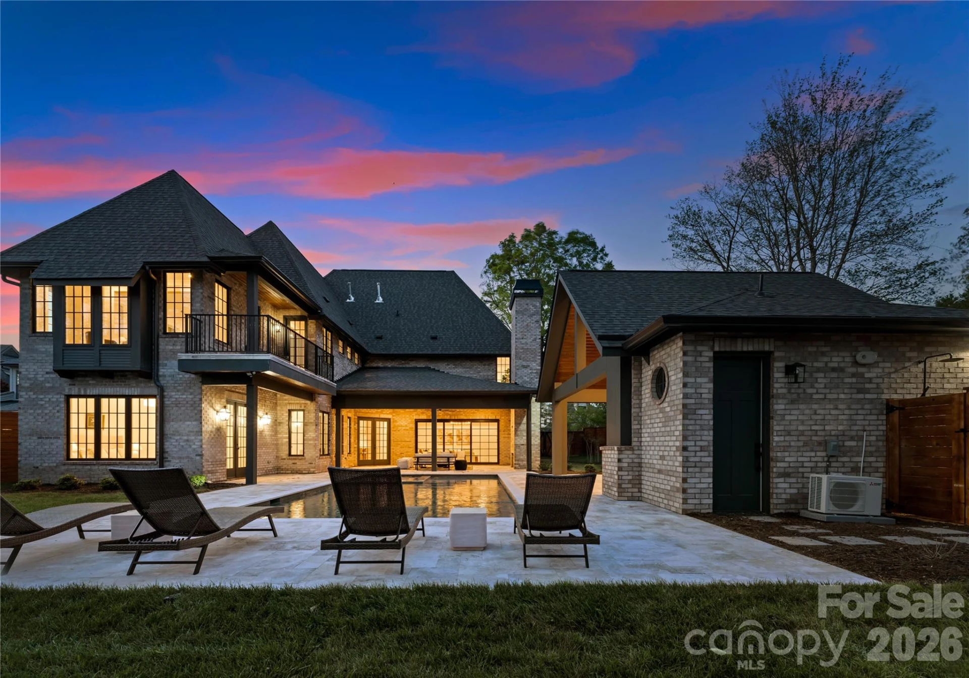 154 Canterbury Road - Photo 3