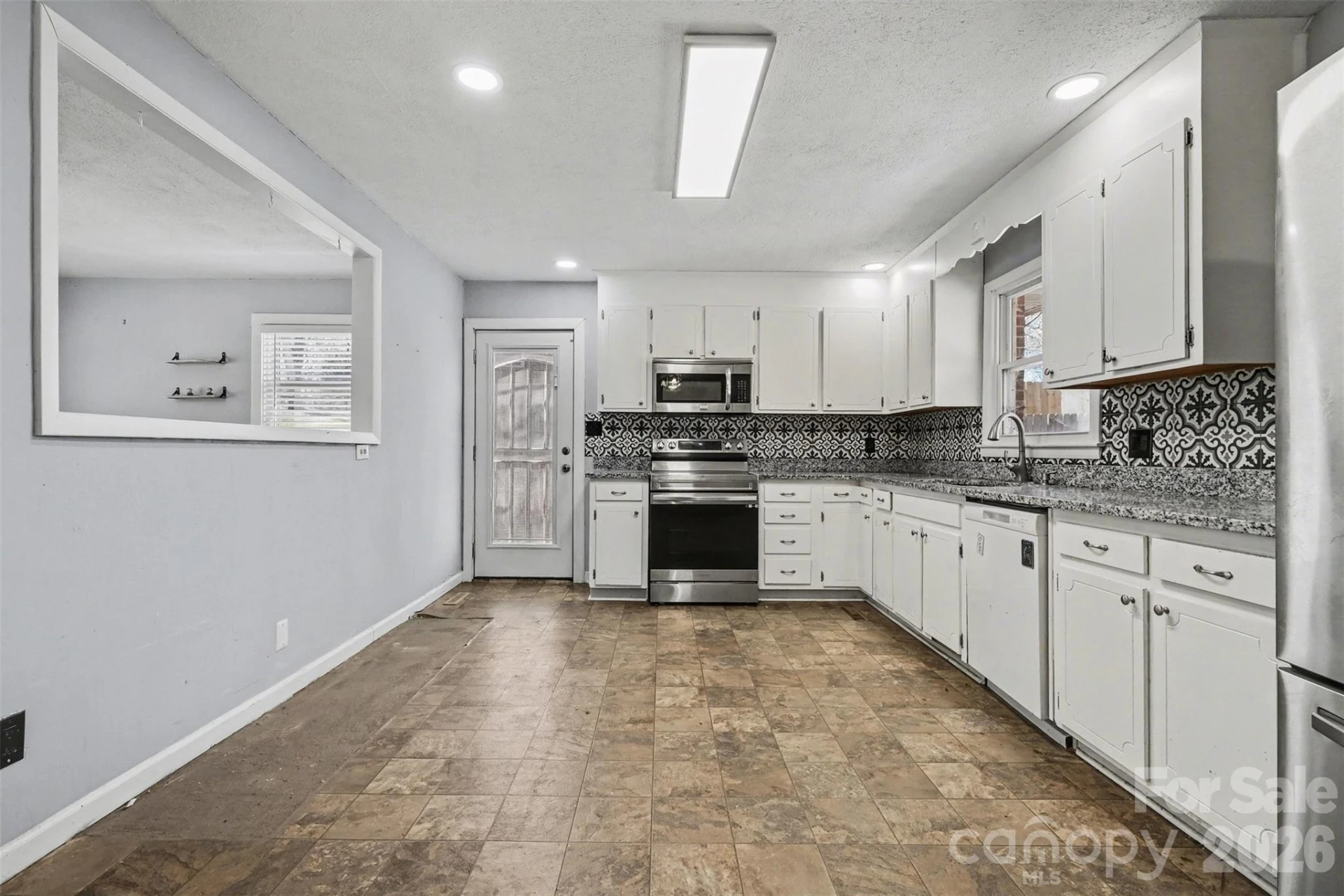 2230 Kenwood Drive - Photo 10