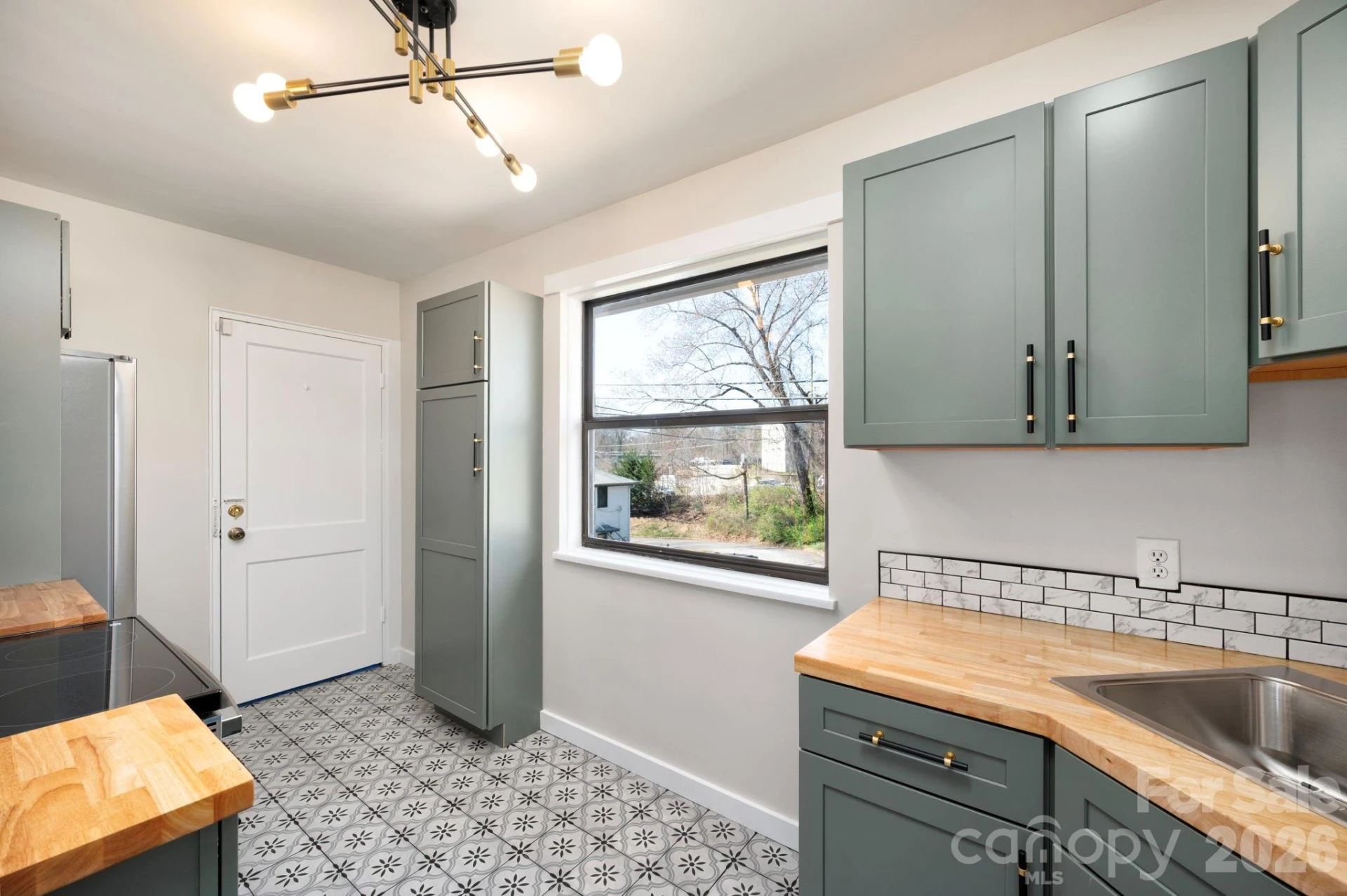 615 Biltmore Avenue #T8 - Photo 11