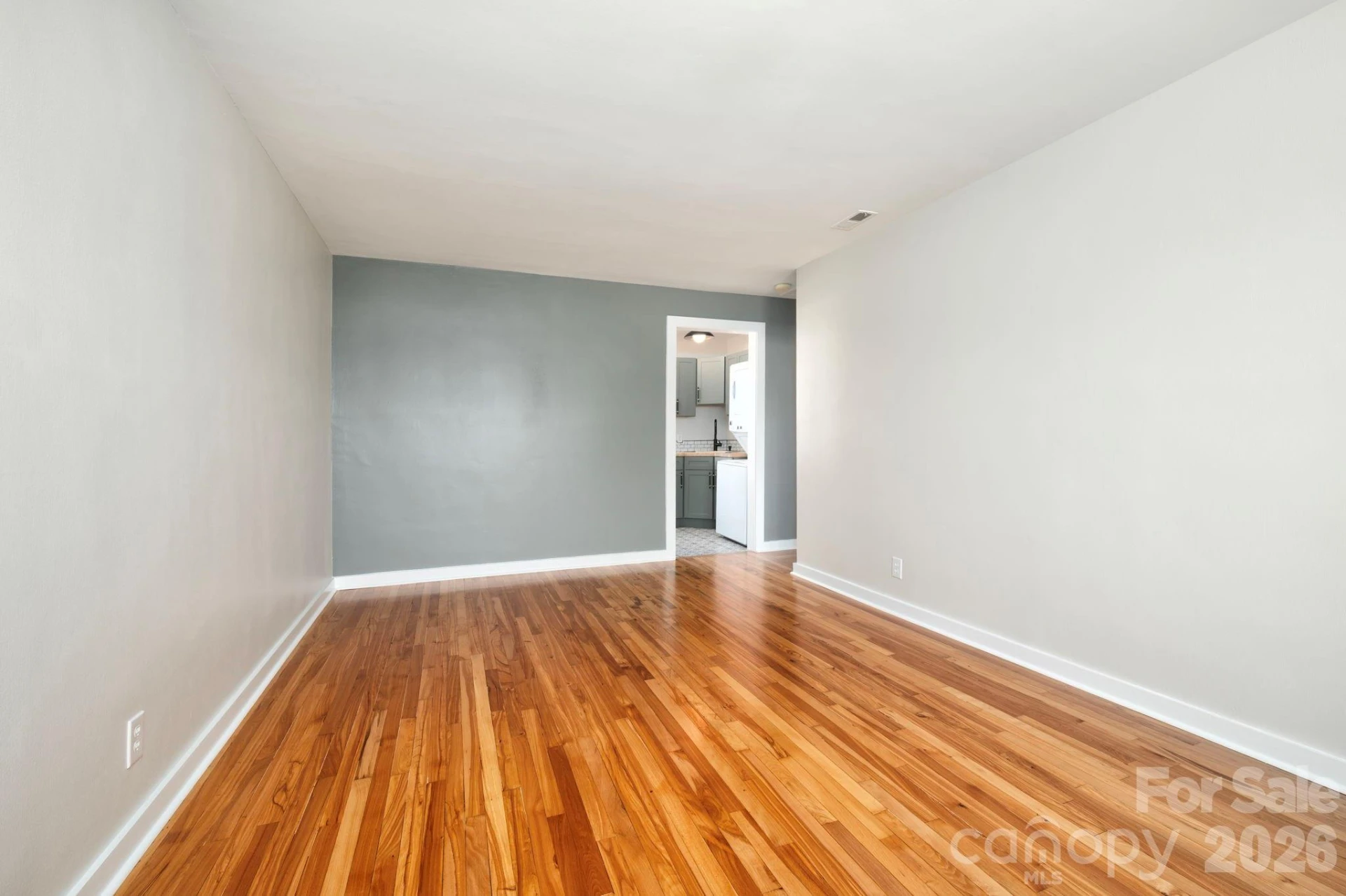 615 Biltmore Avenue #T8 - Photo 4