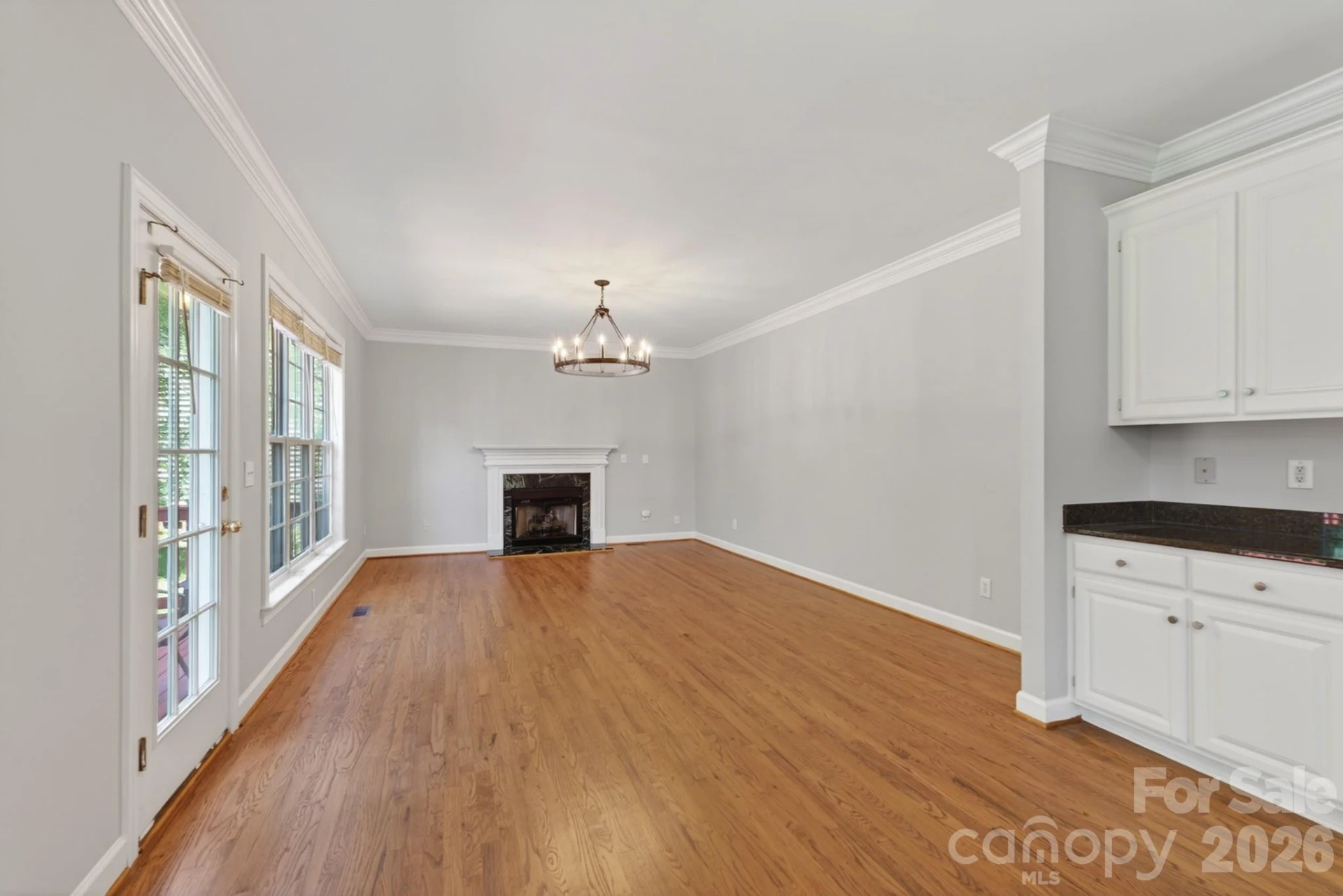 11005 Chilcomb Court - Photo 12