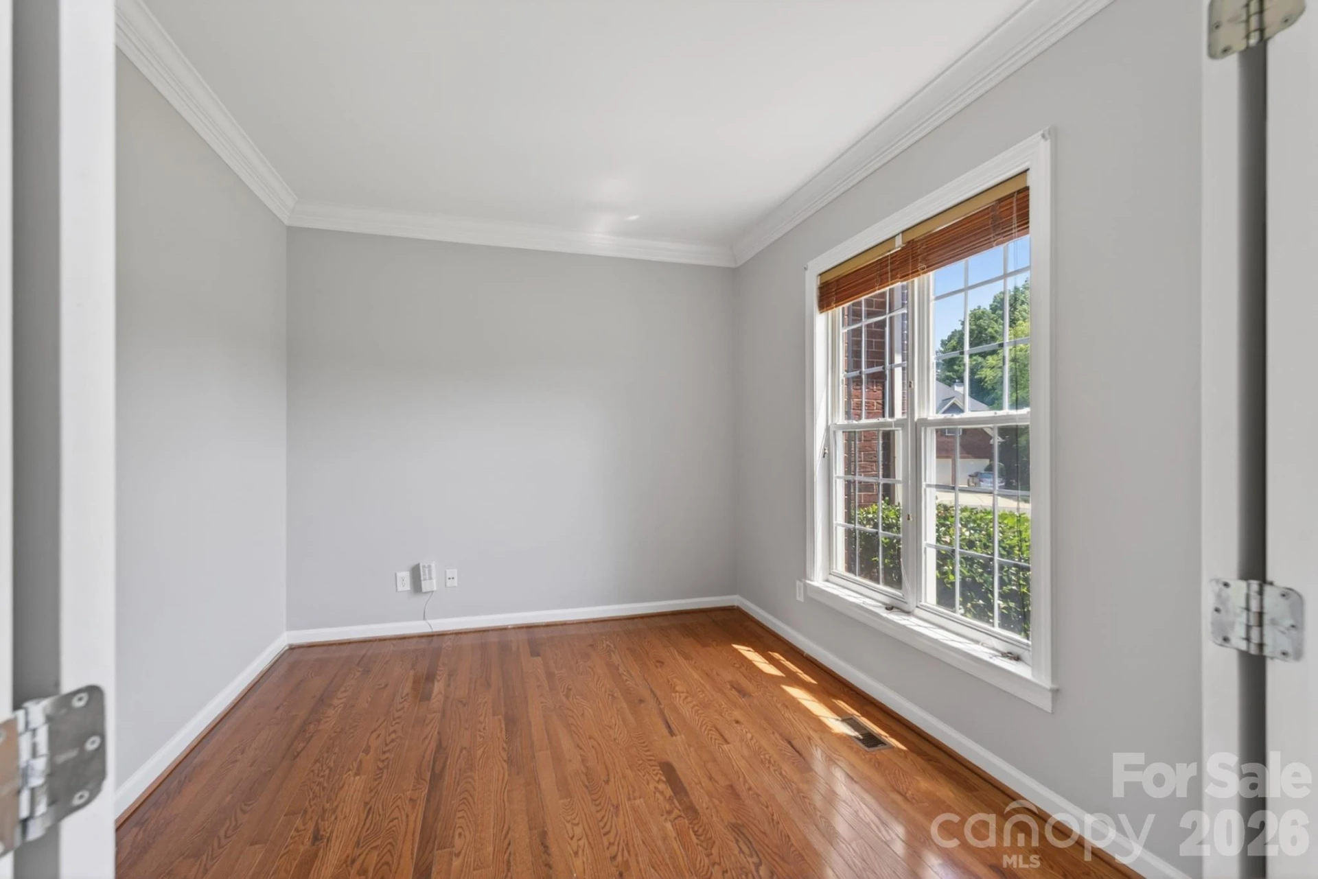 11005 Chilcomb Court - Photo 3