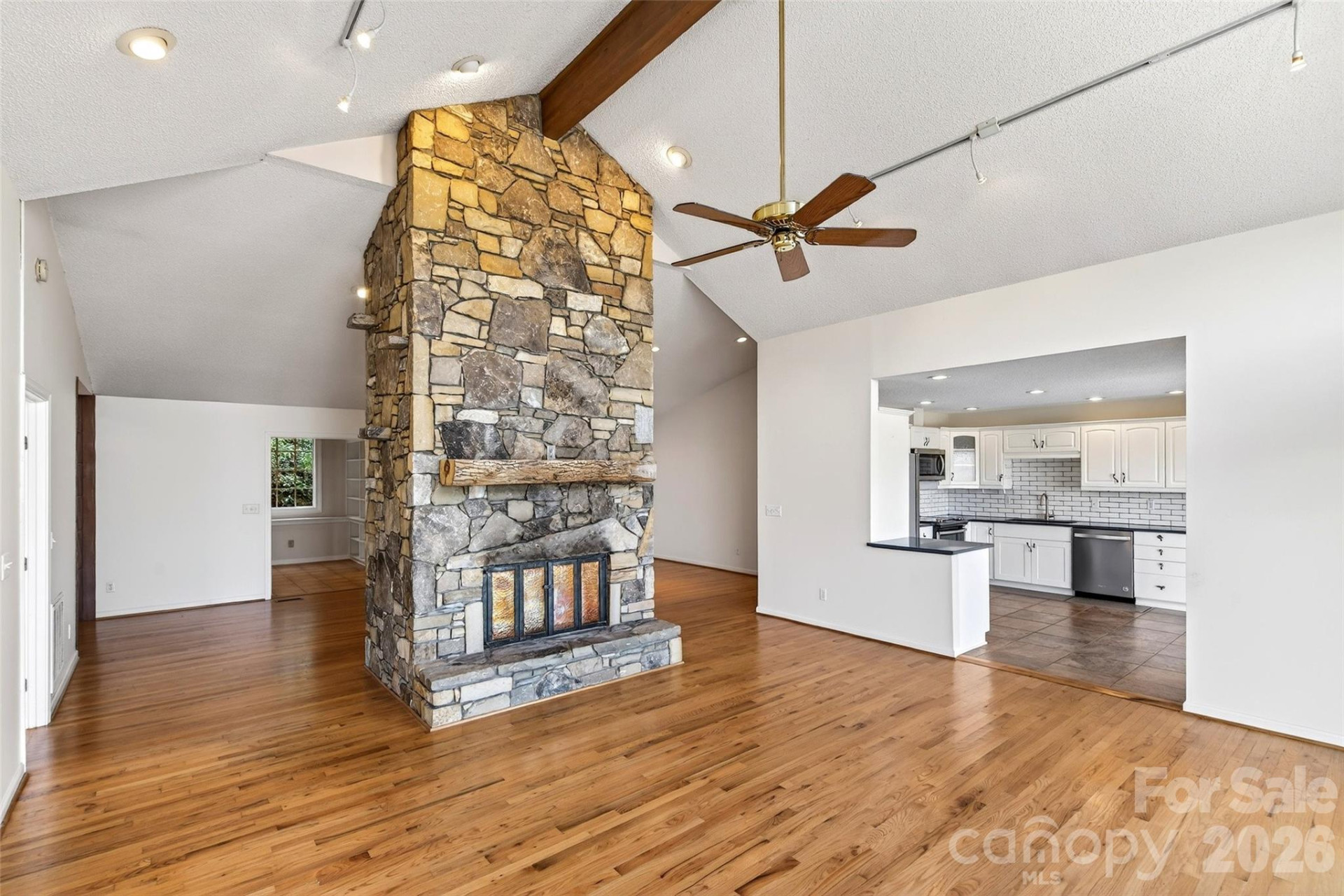 3 Tree Top Place - Photo 11