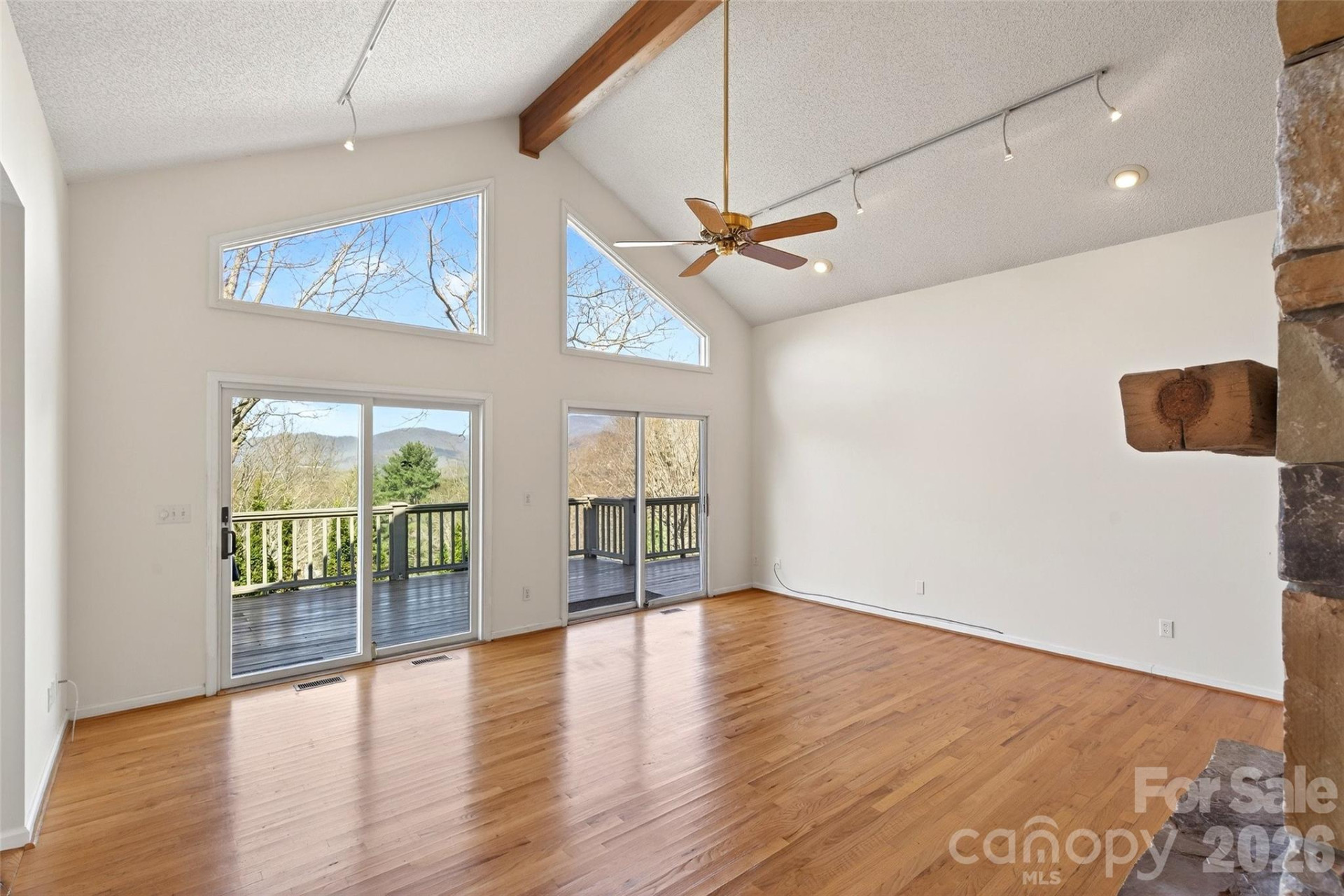 3 Tree Top Place - Photo 12