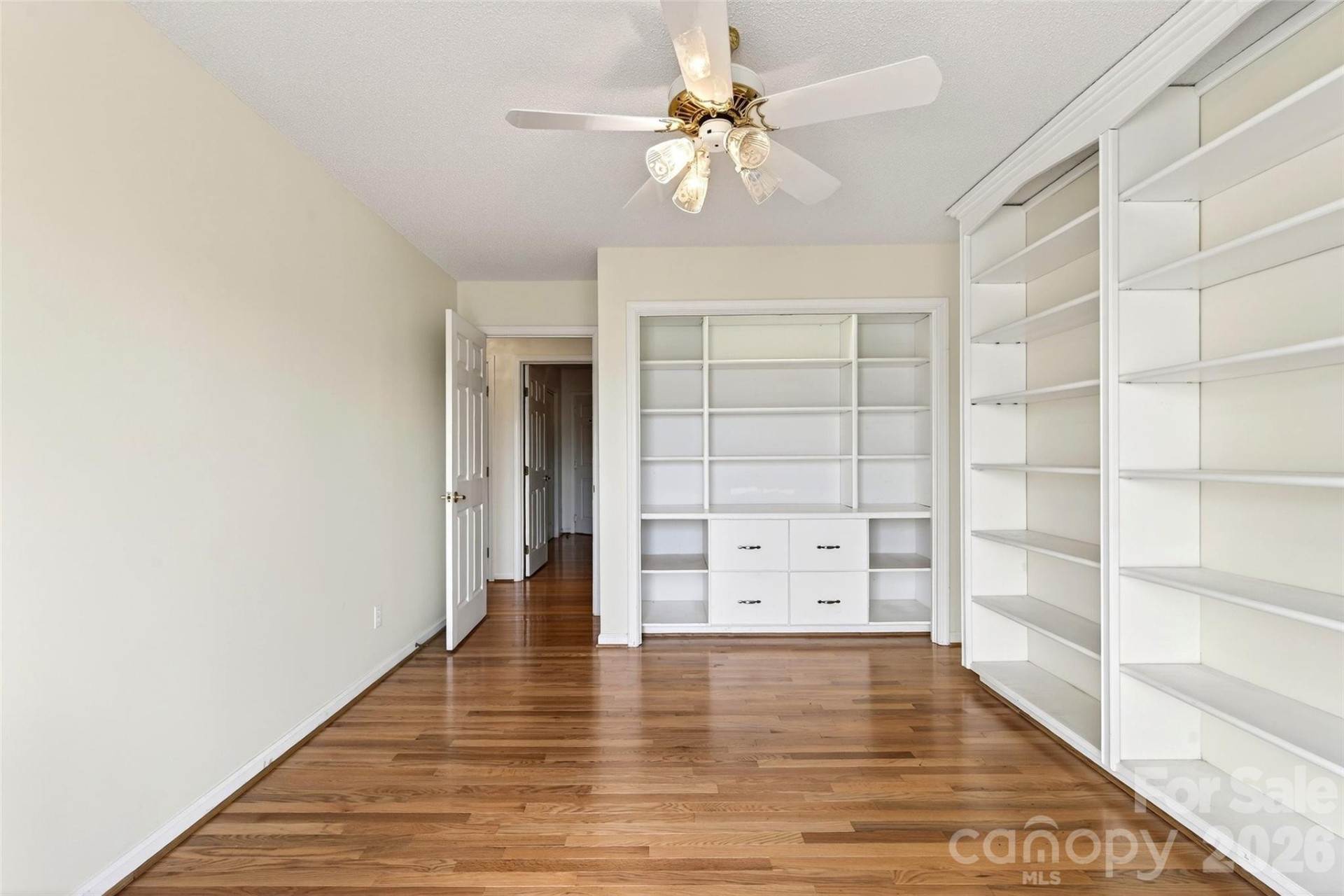 3 Tree Top Place - Photo 45