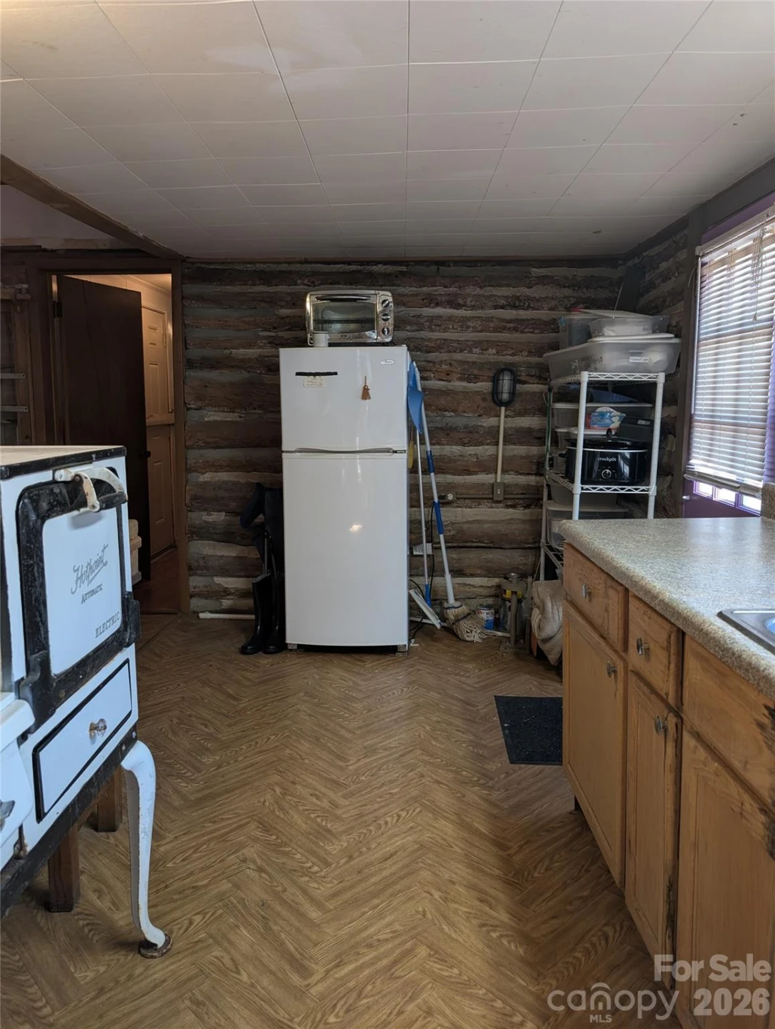 6712 Globe Road - Photo 3
