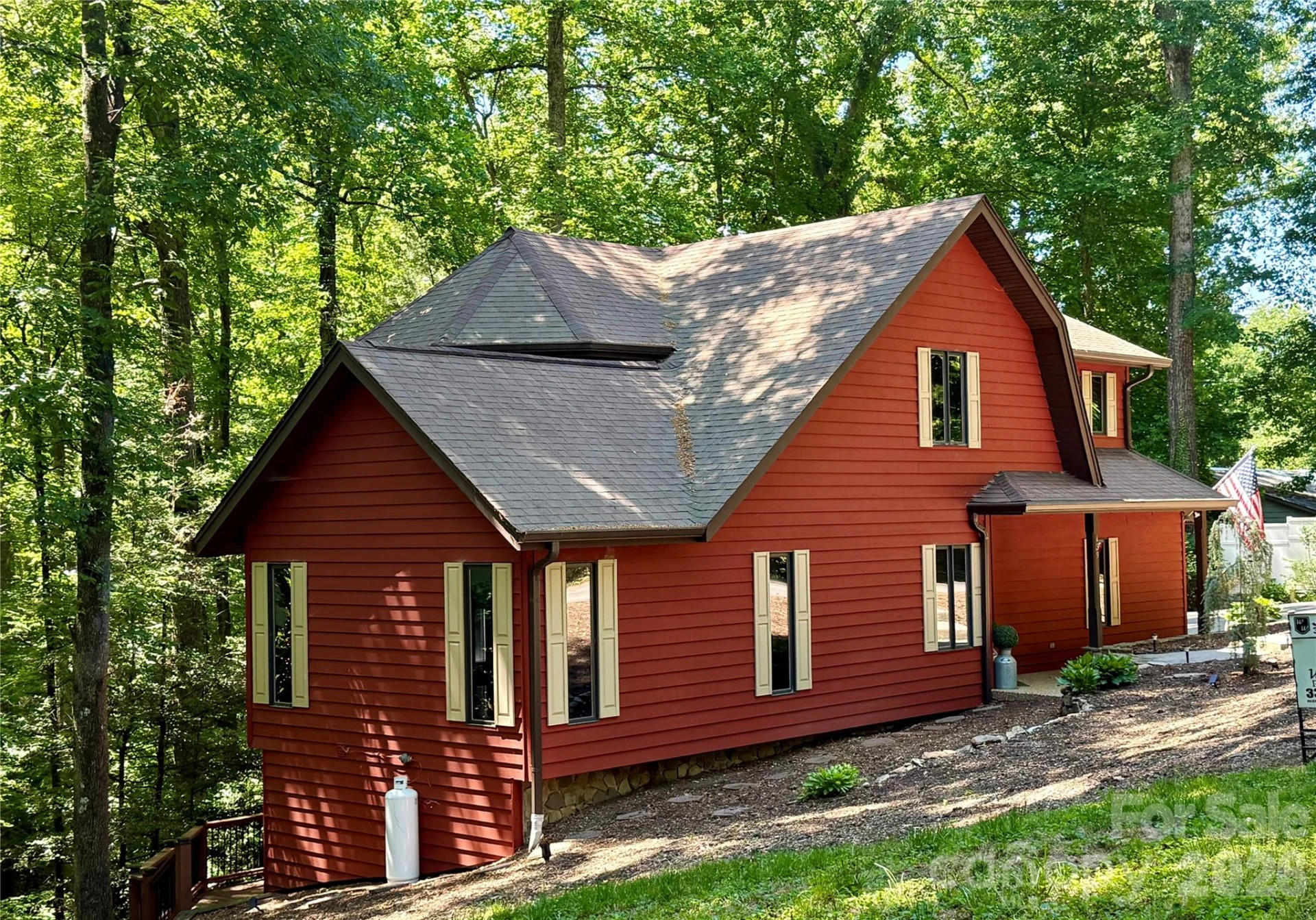 139 Alpine Drive - Photo 3