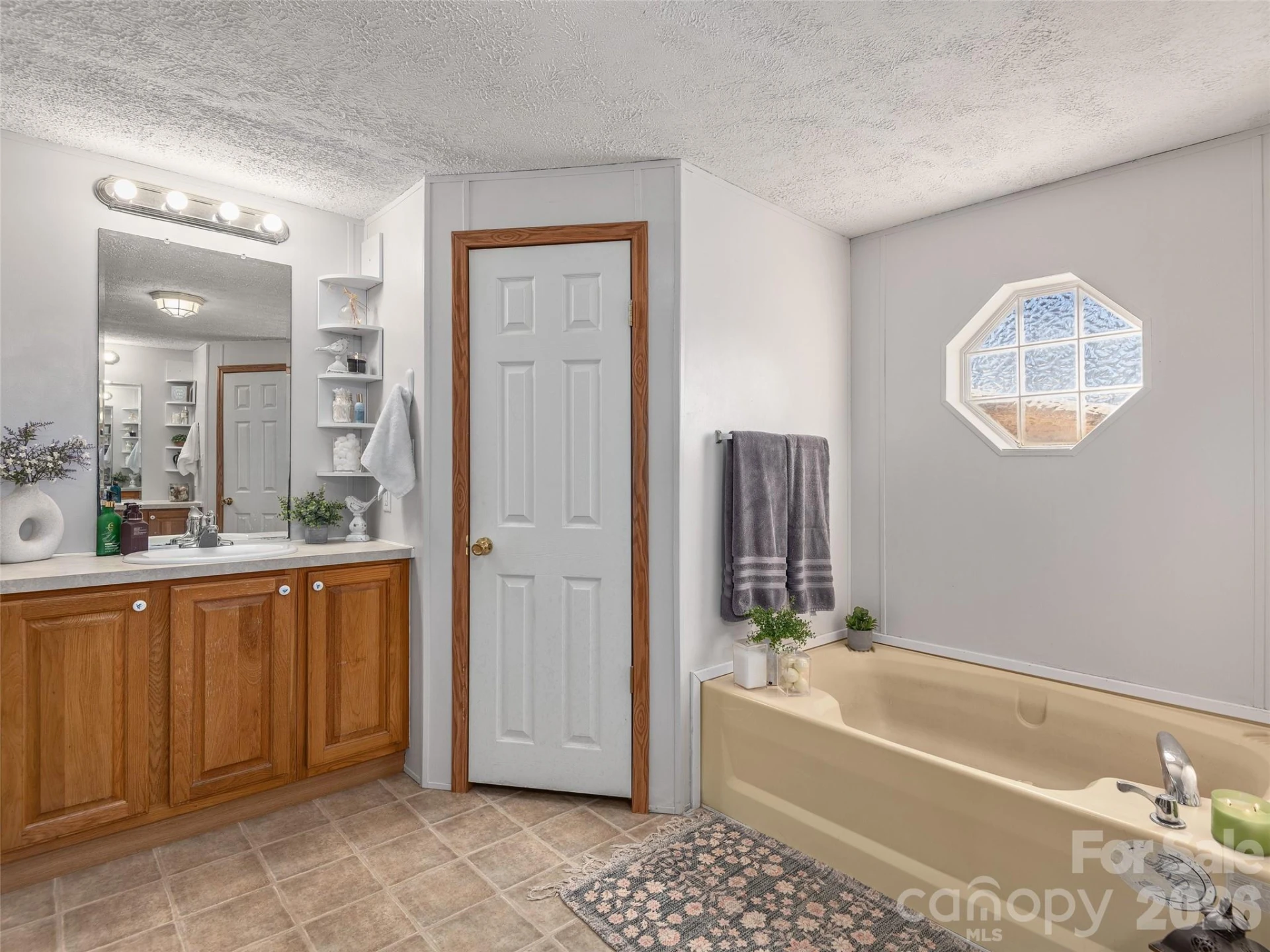 114 Gateway Cove - Photo 14