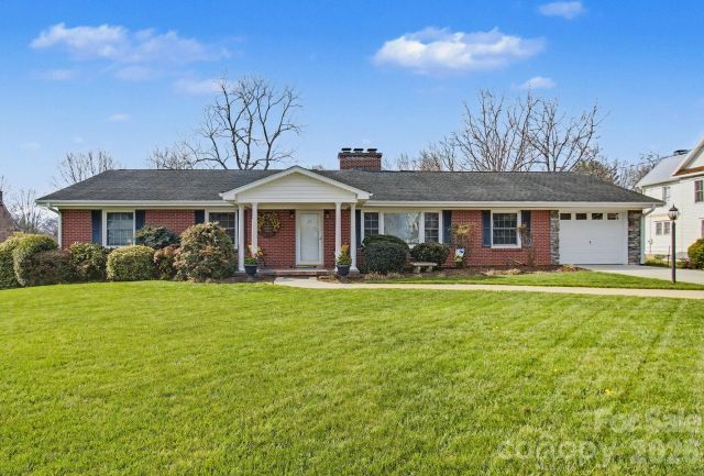 24 Church Street, Weaverville, NC, 28787