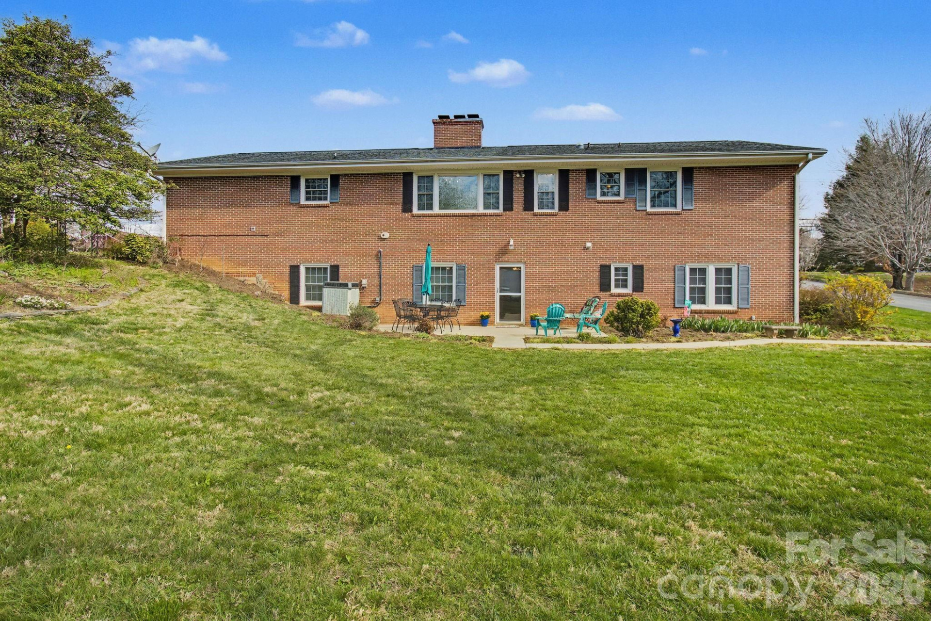 24 Church Street - Photo 2