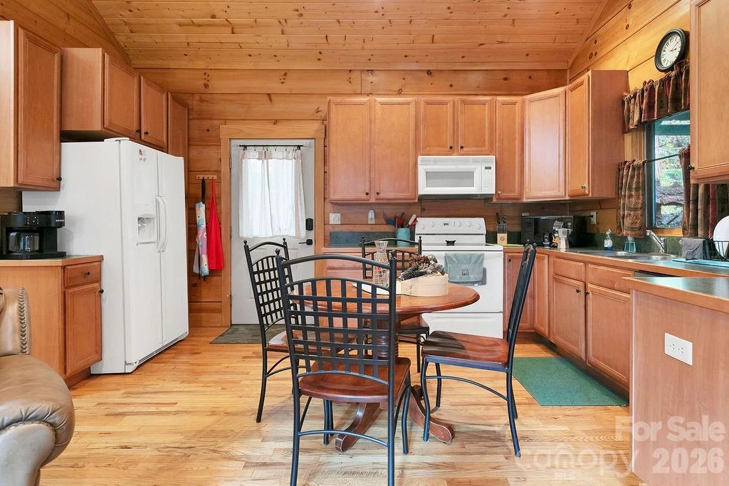 151 Everett Road - Photo 33