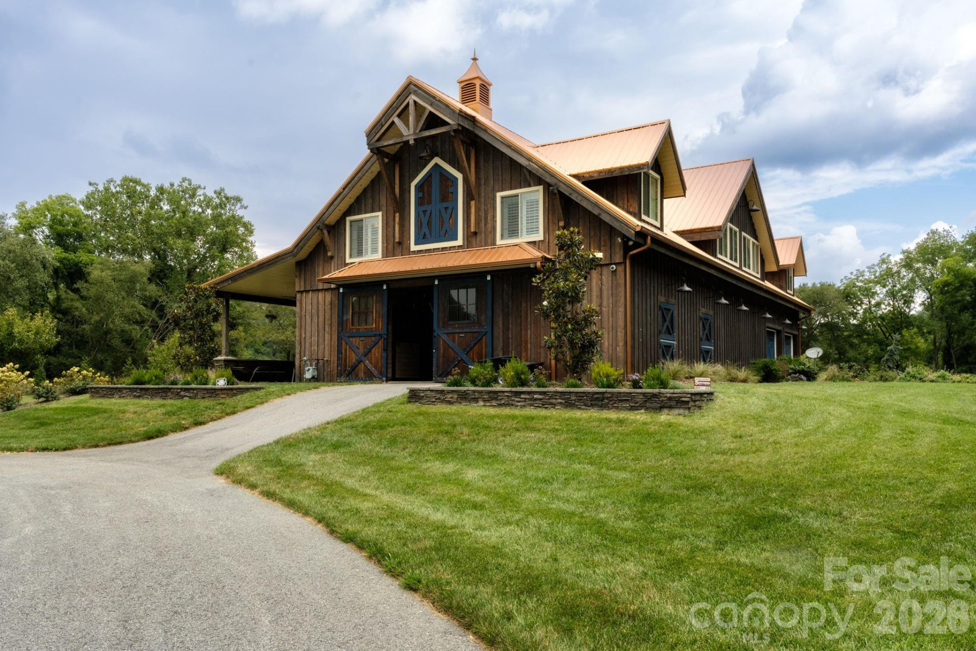 20 Waterford Lakes Drive - Photo 2