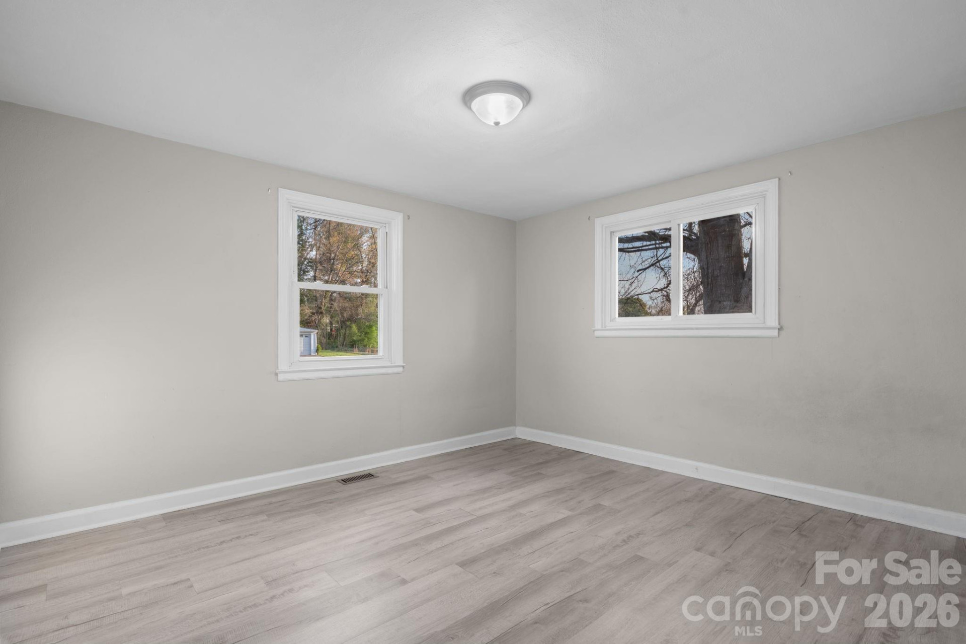 3502 1st Avenue Circle - Photo 11