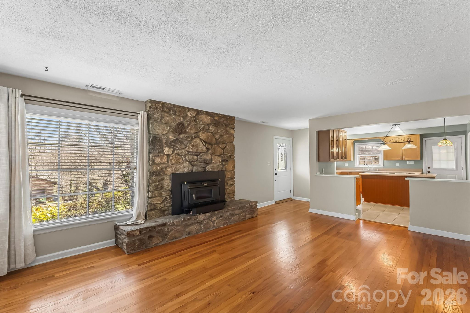 10 Woodmont Drive - Photo 2