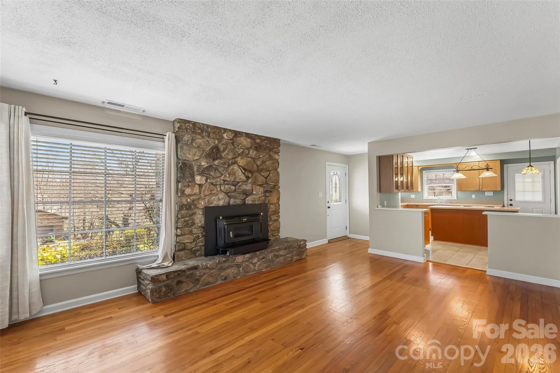 10 Woodmont Drive - Photo 2