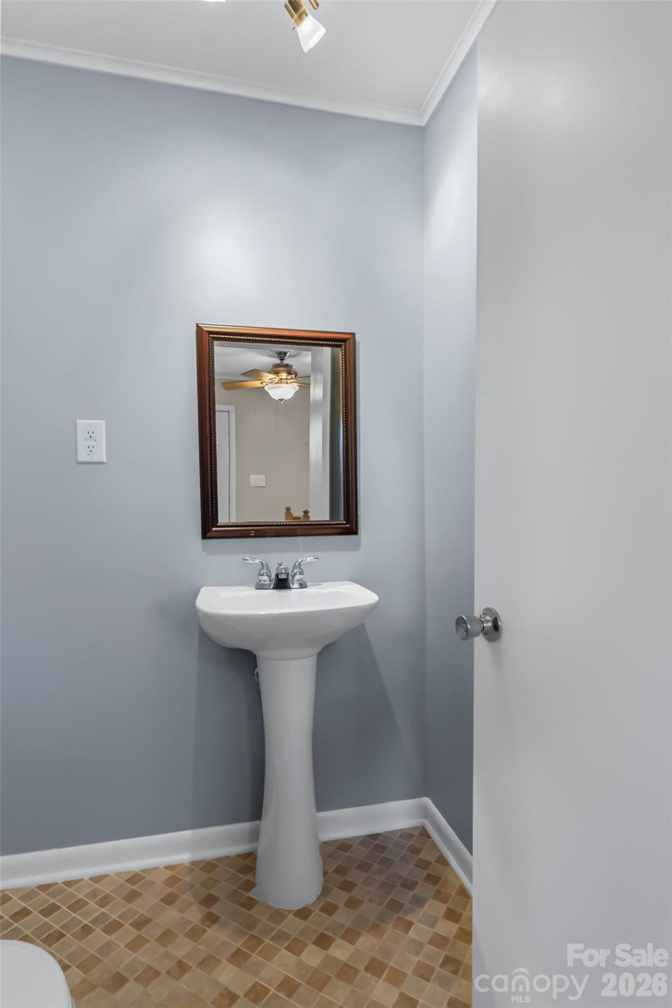 10 Woodmont Drive - Photo 24