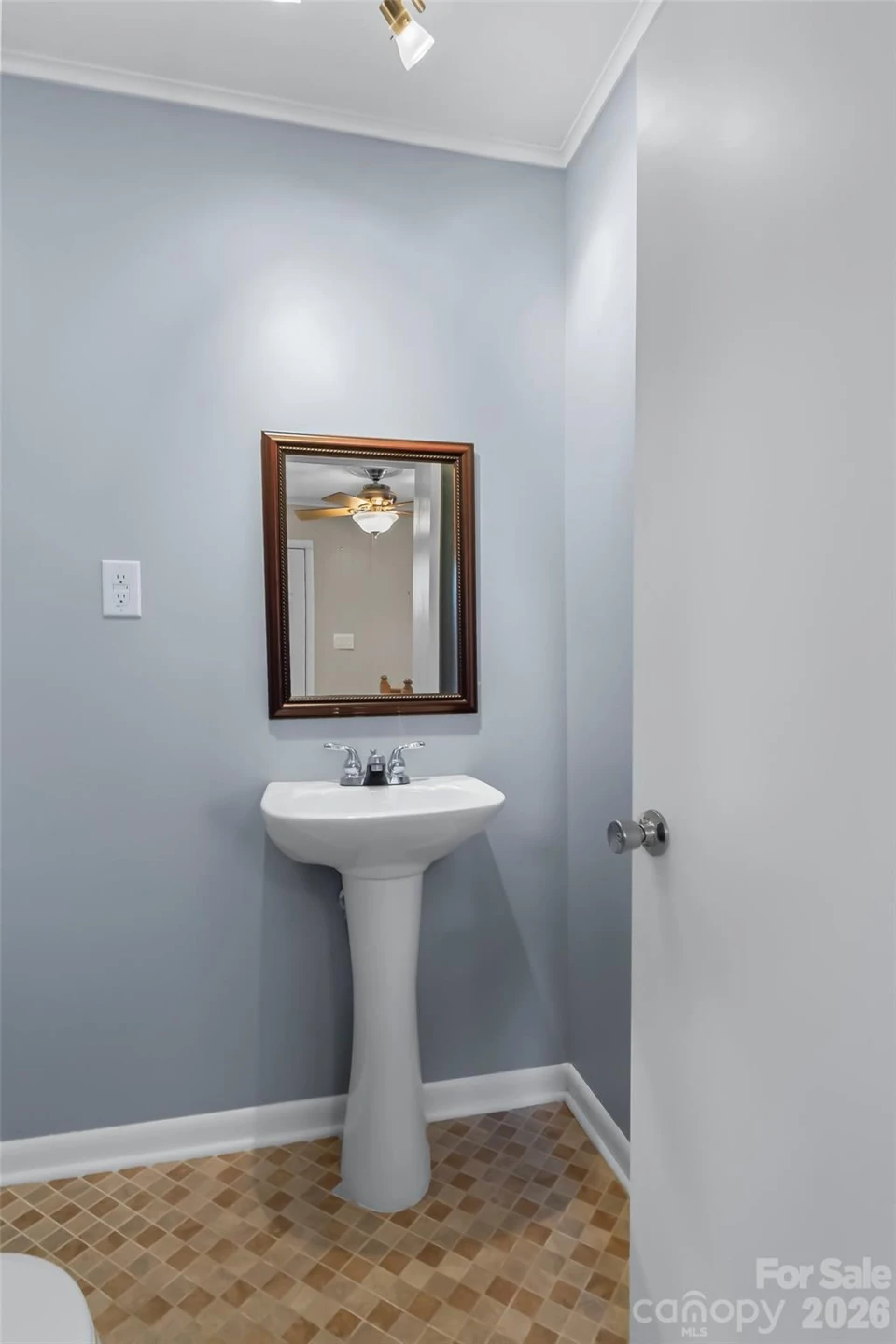 10 Woodmont Drive - Photo 24