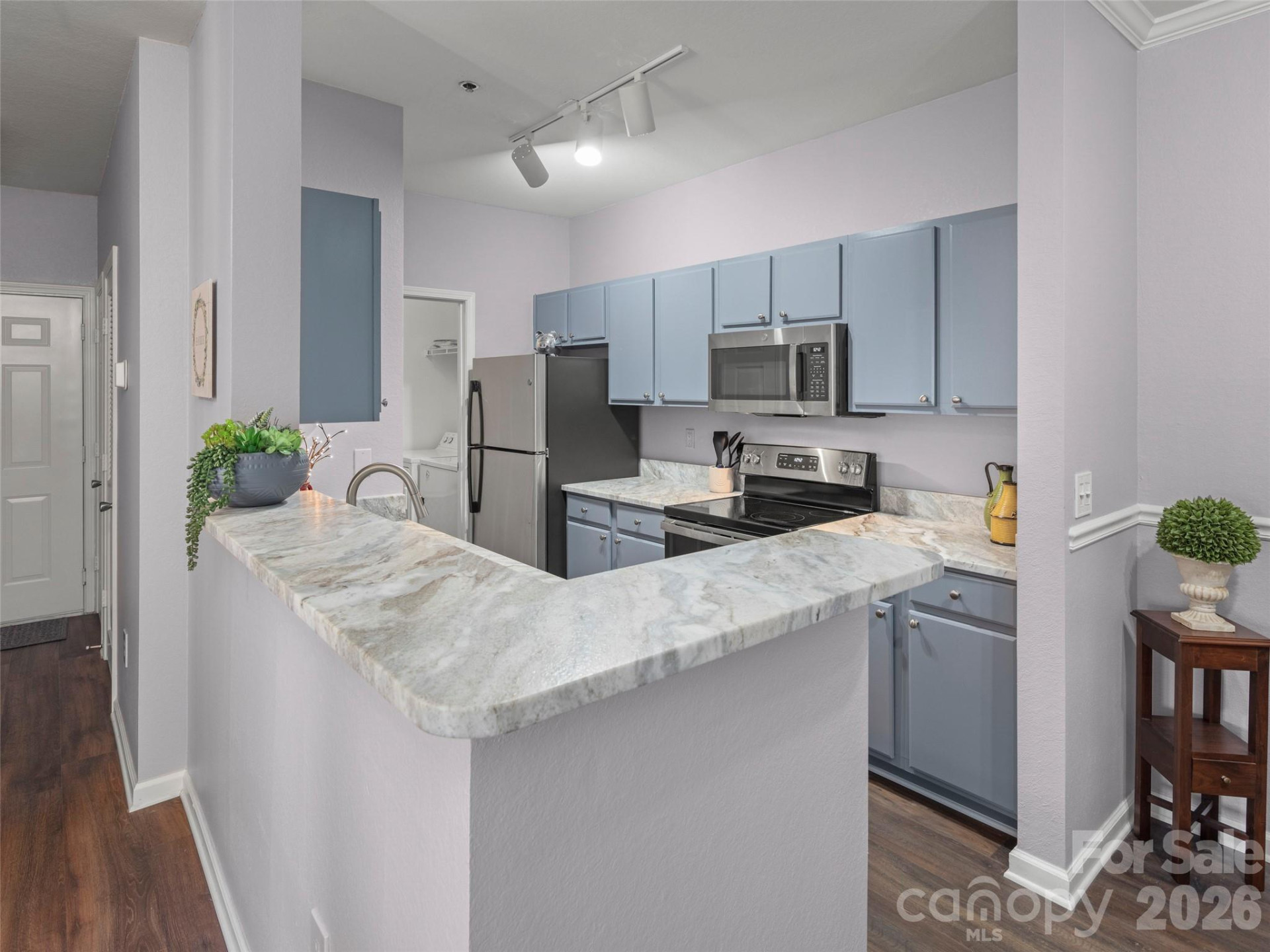 900 Vista Lake Drive #208 - Photo 6