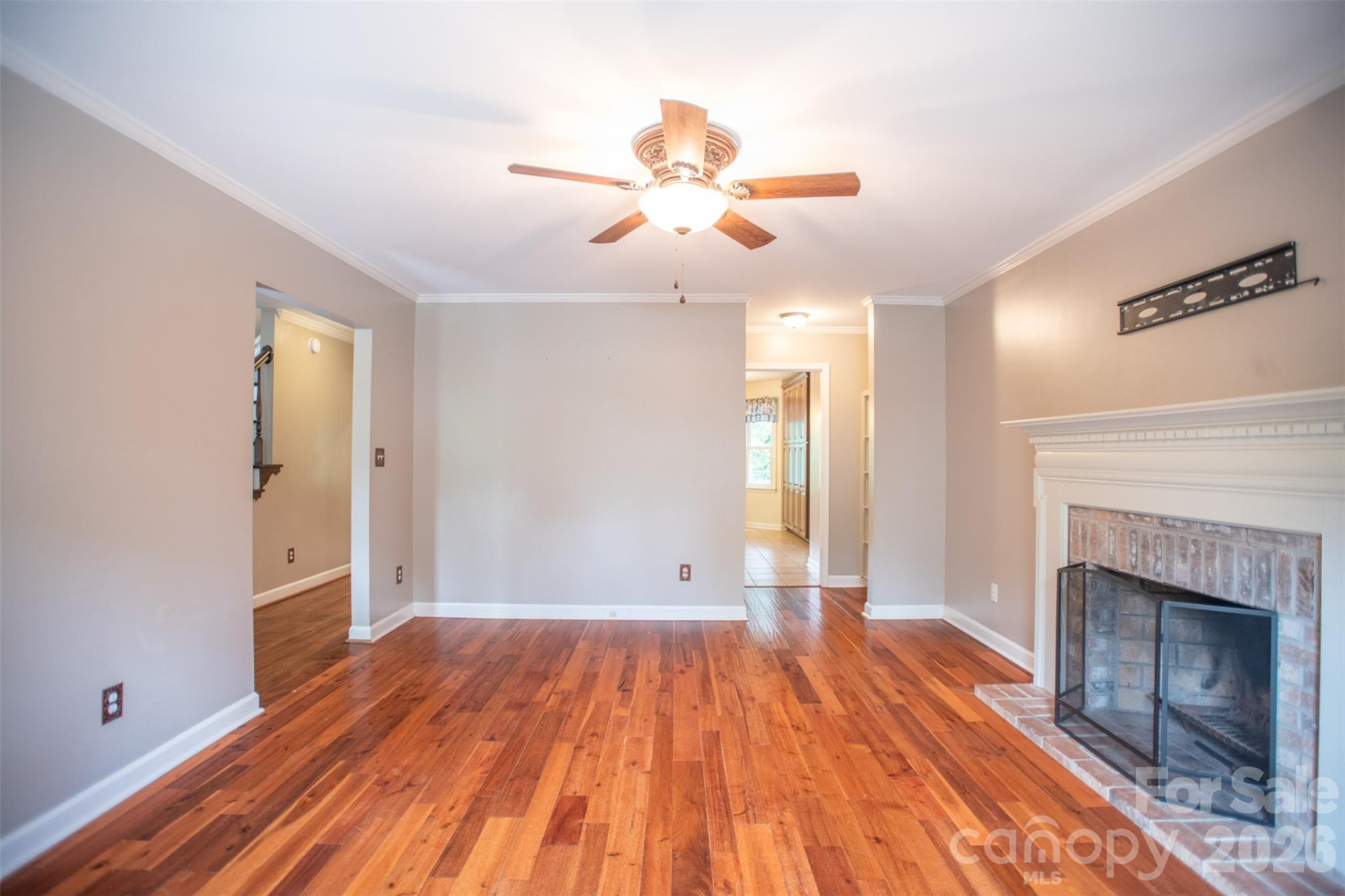 1002 Windsor Drive - Photo 15
