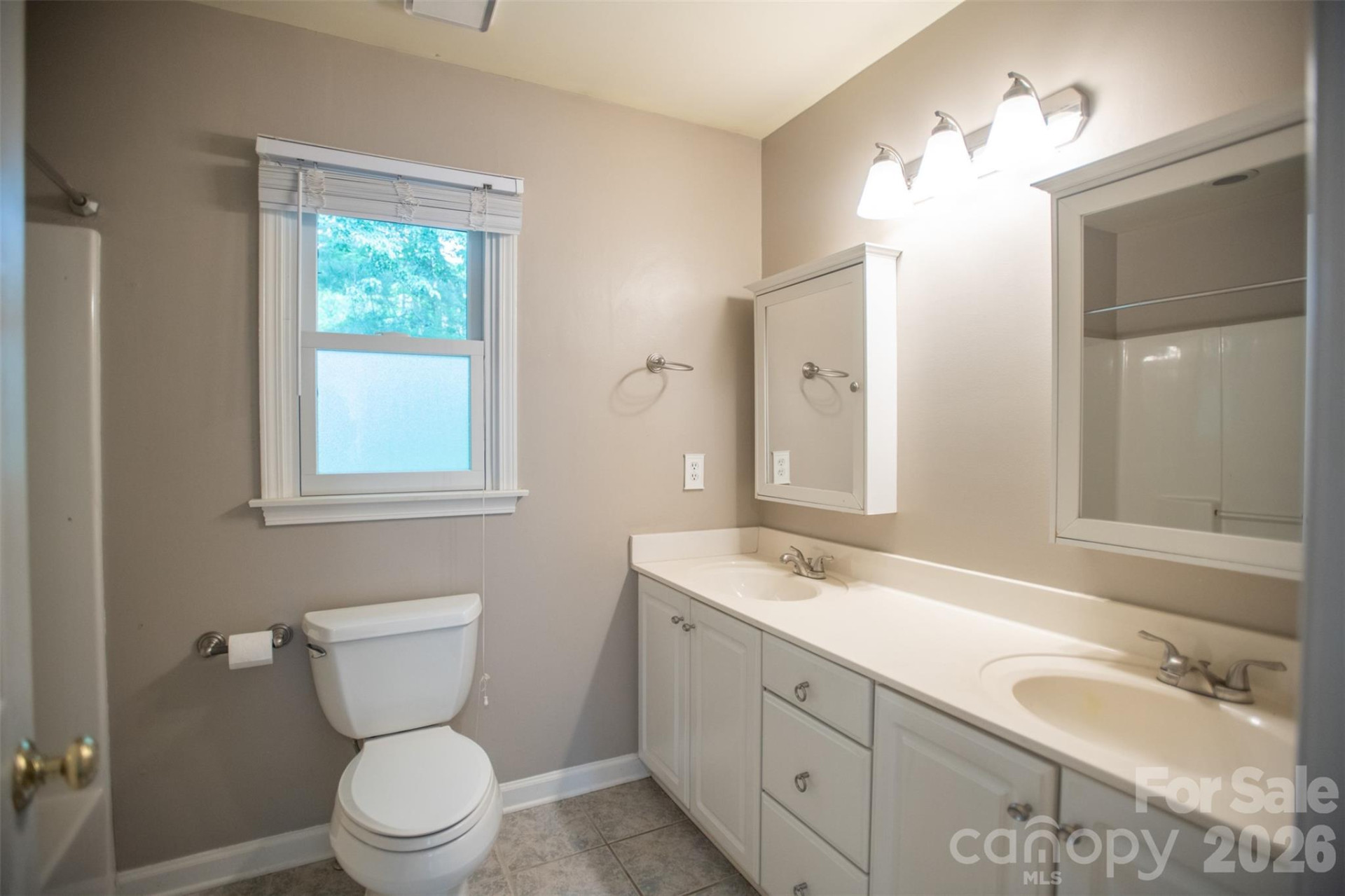 1002 Windsor Drive - Photo 41