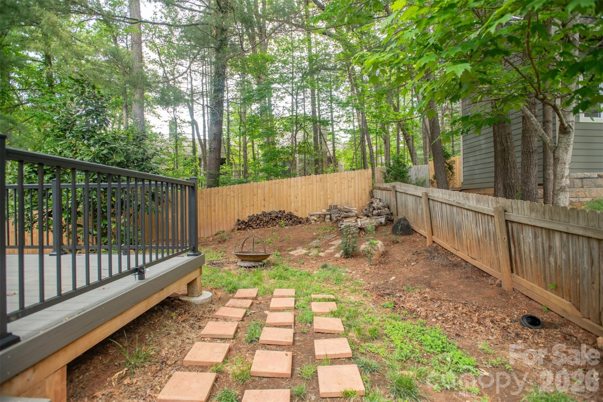 1002 Windsor Drive - Photo 7