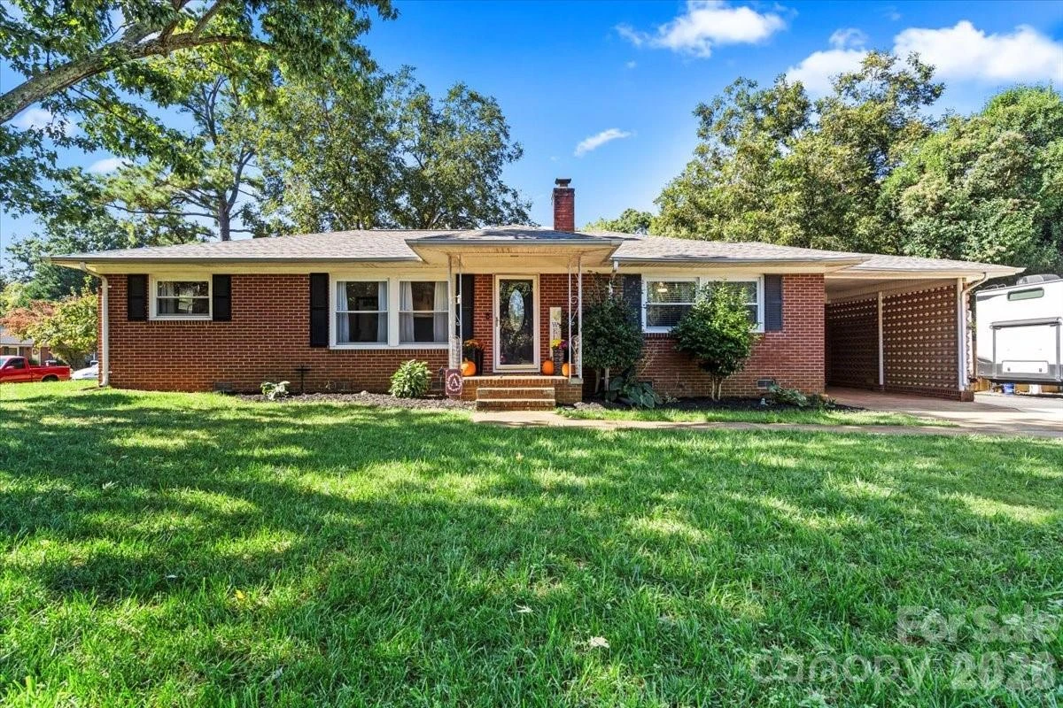 733 Norwood Avenue - Photo 3