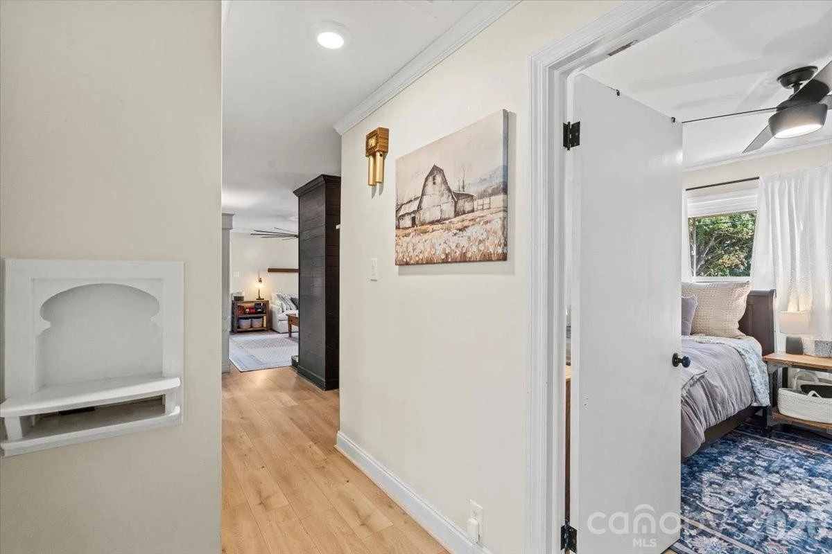 733 Norwood Avenue - Photo 22