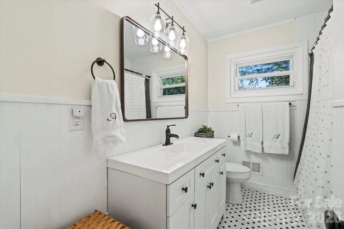 733 Norwood Avenue - Photo 27