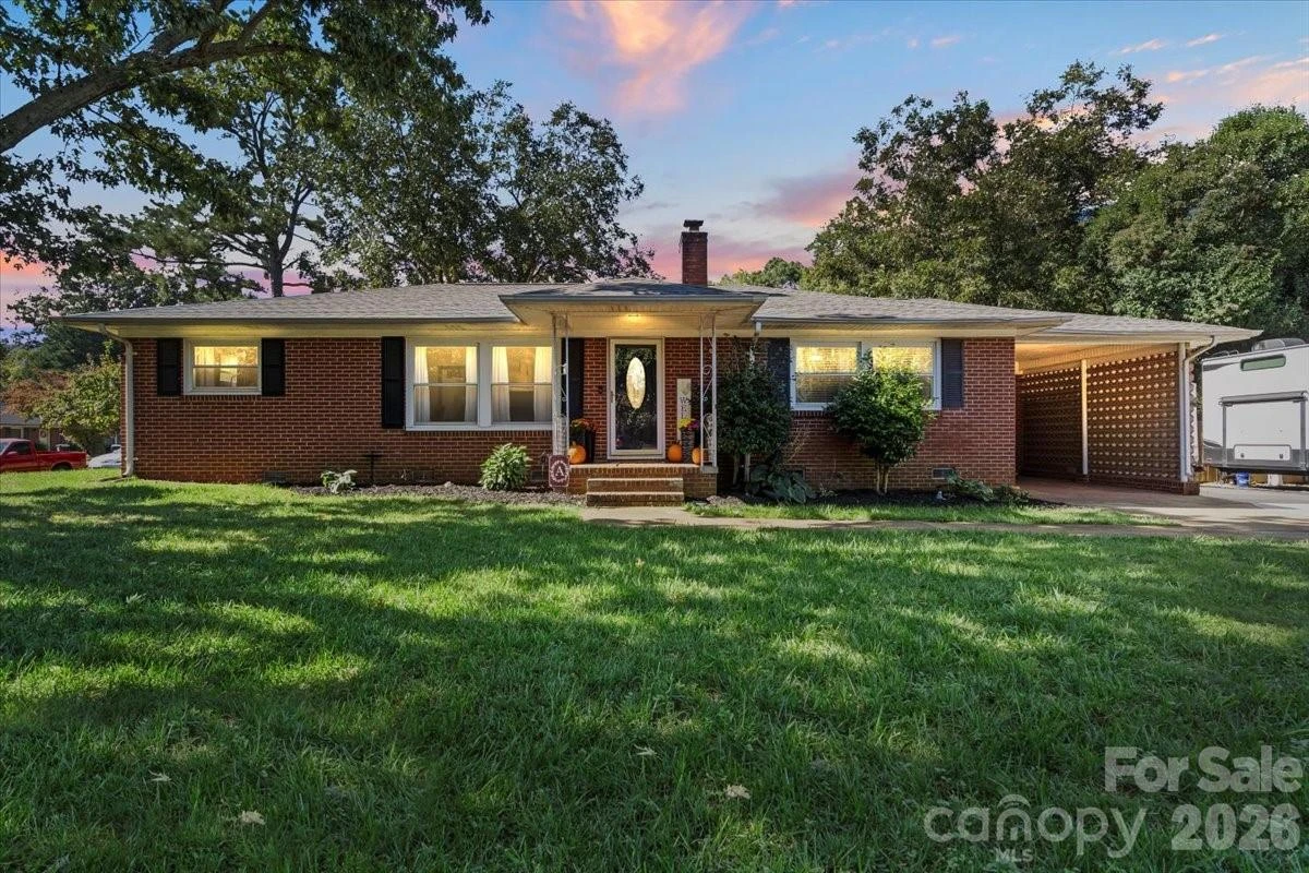 733 Norwood Avenue - Photo 4