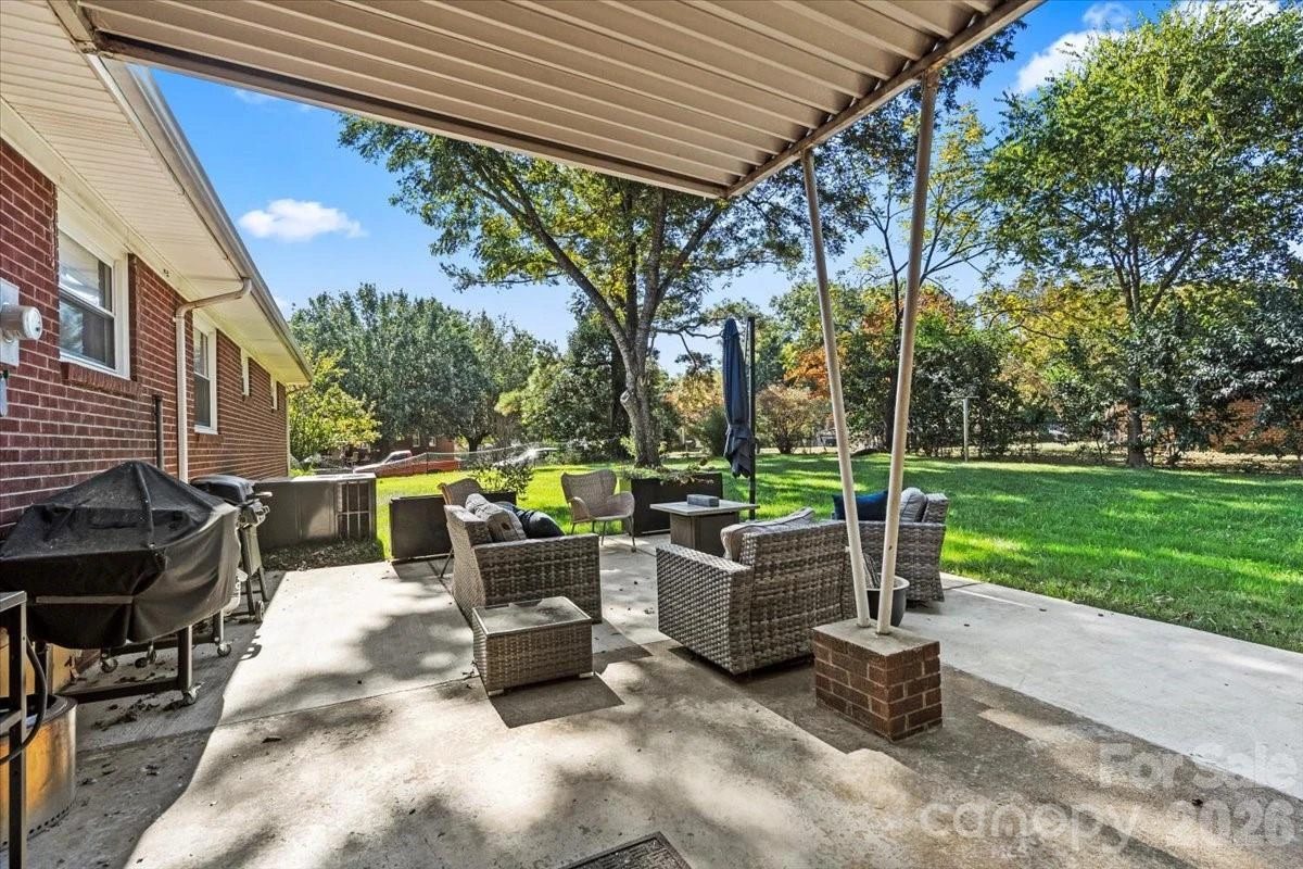 733 Norwood Avenue - Photo 32