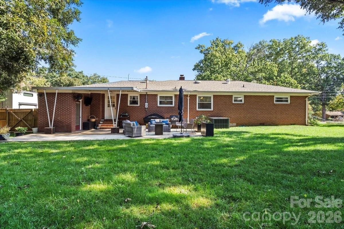 733 Norwood Avenue - Photo 33