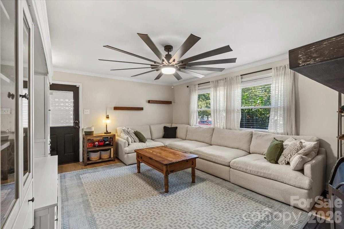 733 Norwood Avenue - Photo 9
