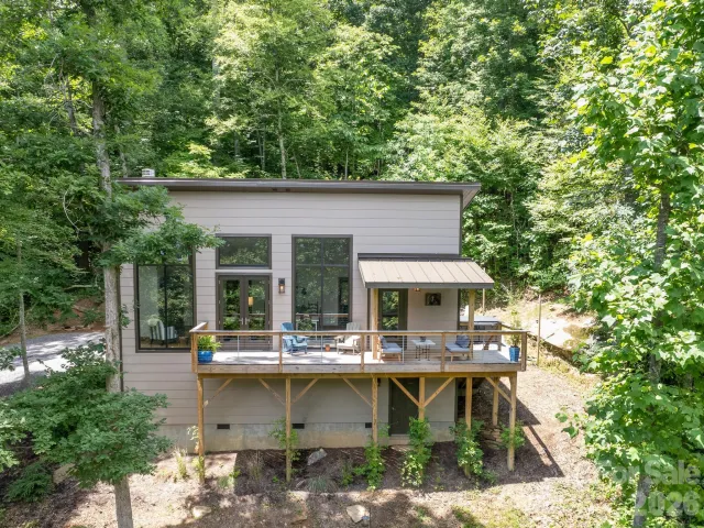 43 Tinkling Springs Lane