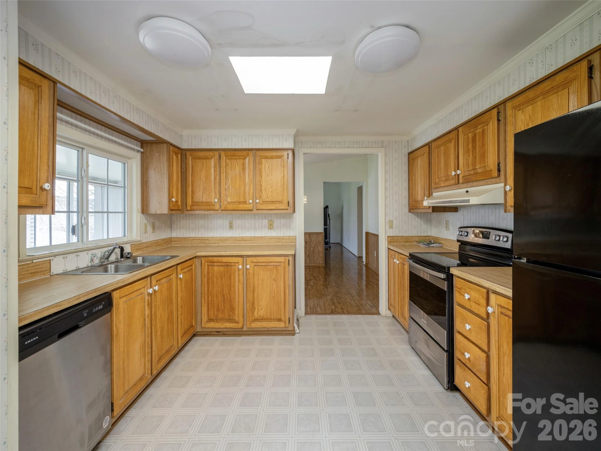 4 Marjorie Lane - Photo 3