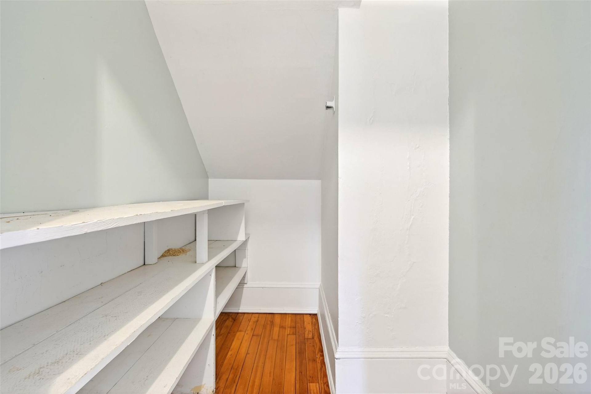 109 Eastwood Avenue - Photo 11