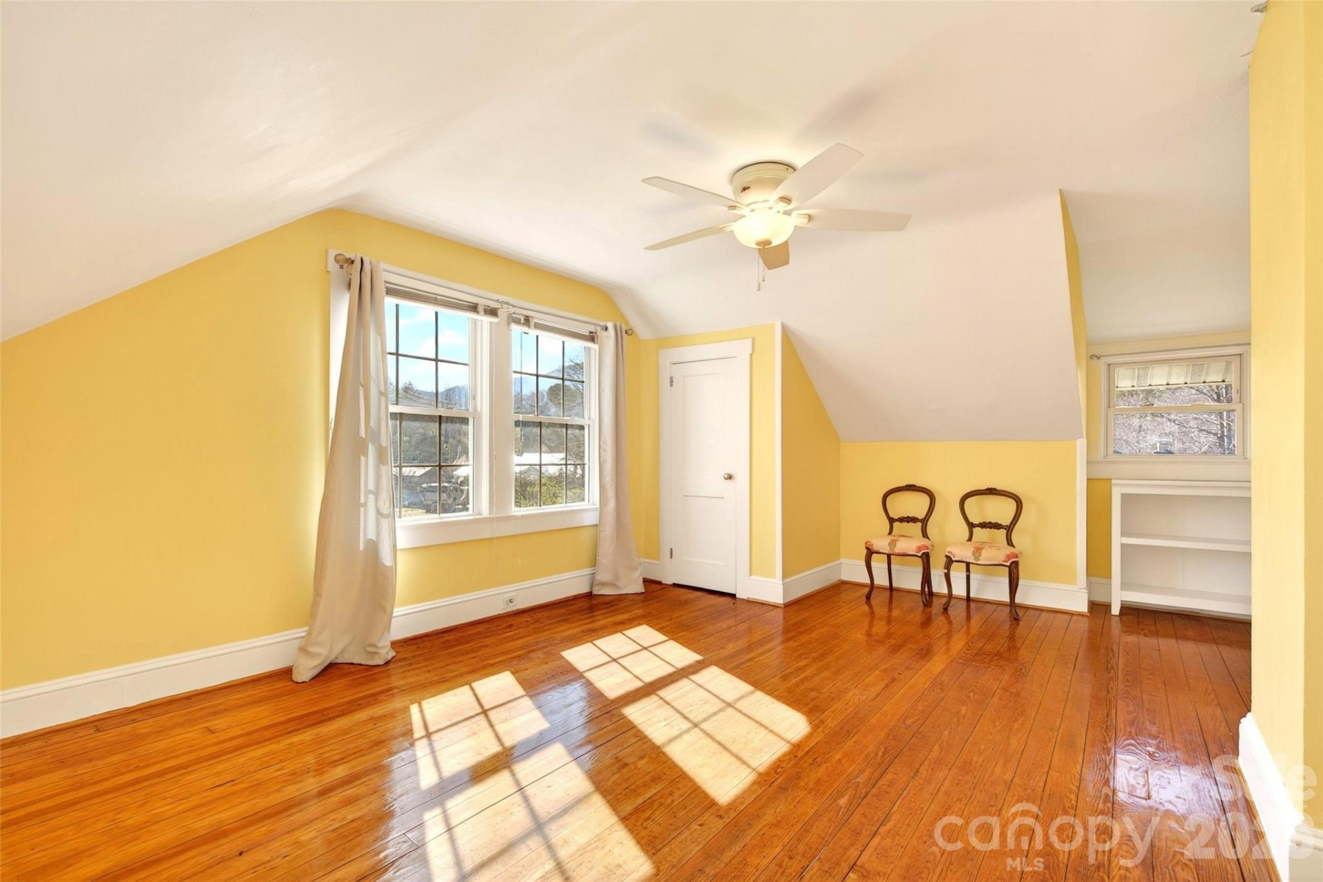 109 Eastwood Avenue - Photo 29