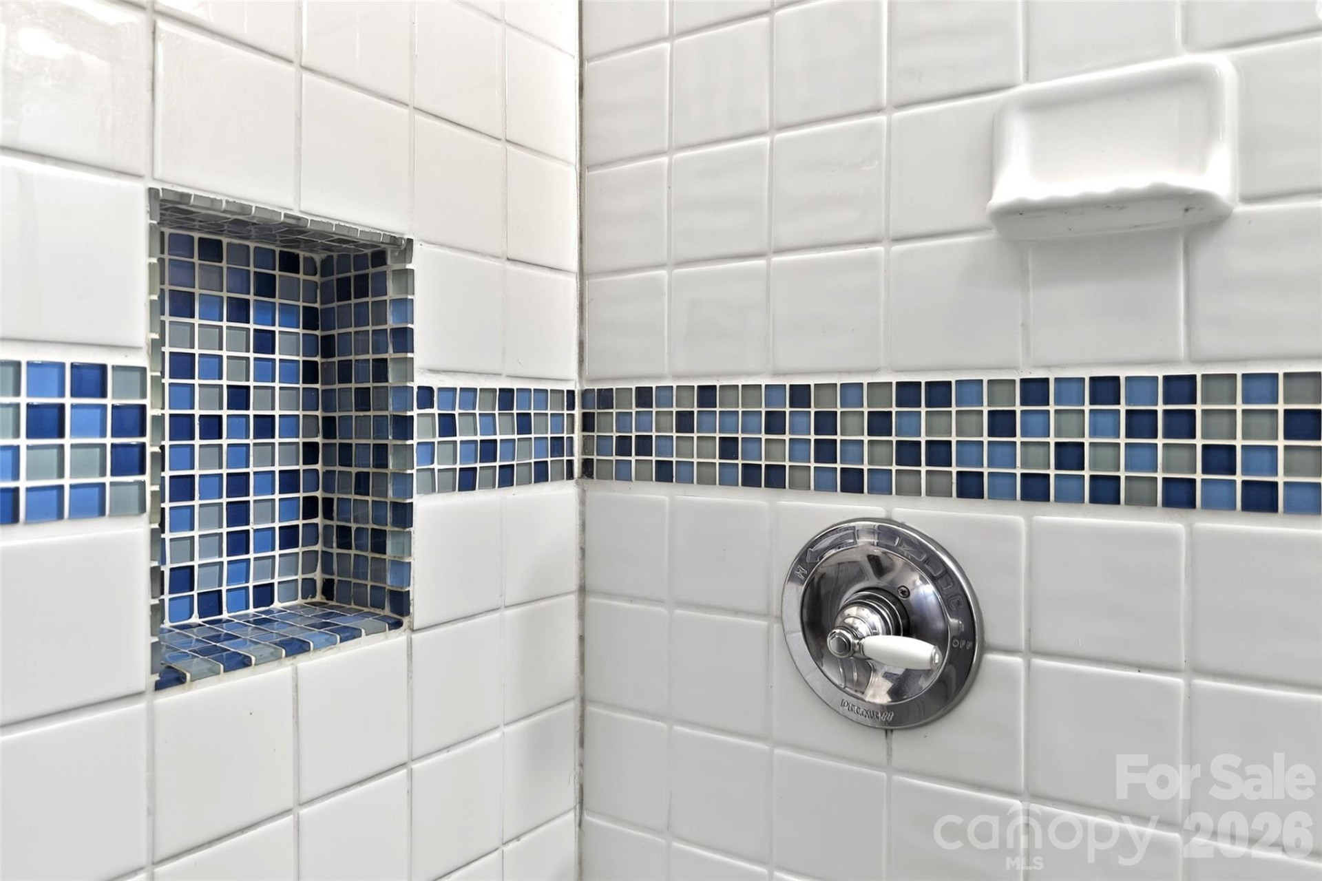 109 Eastwood Avenue - Photo 32